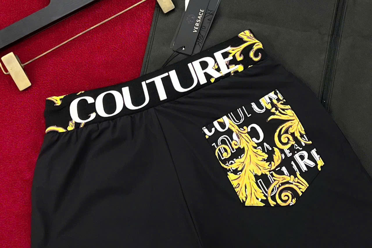 Quần short gió Versace VS Đen hoa văn Vàng túi cạp Like Auth 1-1 on web MK