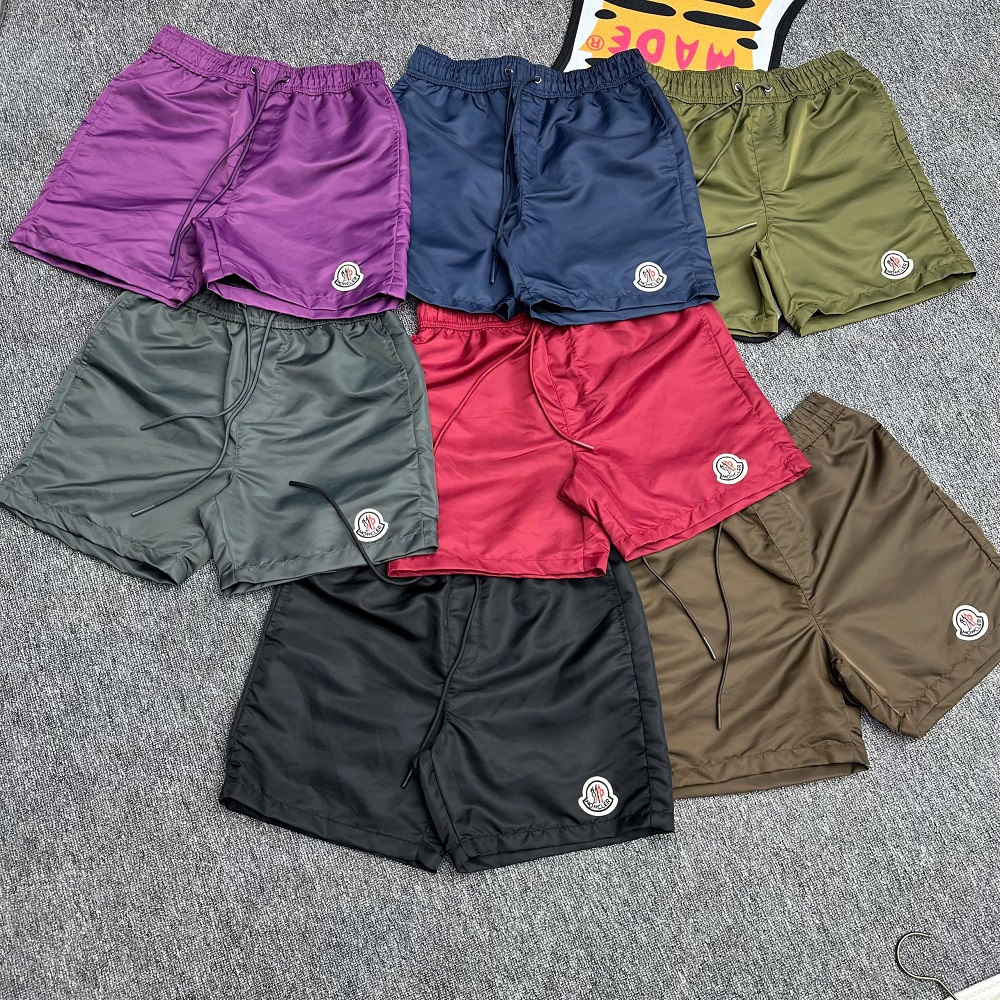 Quần short kaki Moncler M trơn logo tròn thêu đùi Like Auth 1-1 on web NV