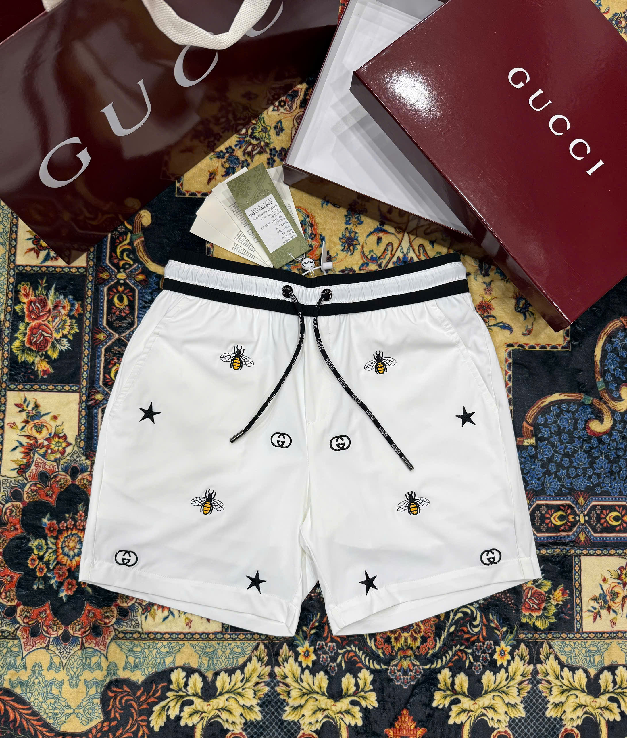 Quần short gió Gucci GC họa tiết logo GG Ong thêu Like Auth 1-1 on web CD MK
