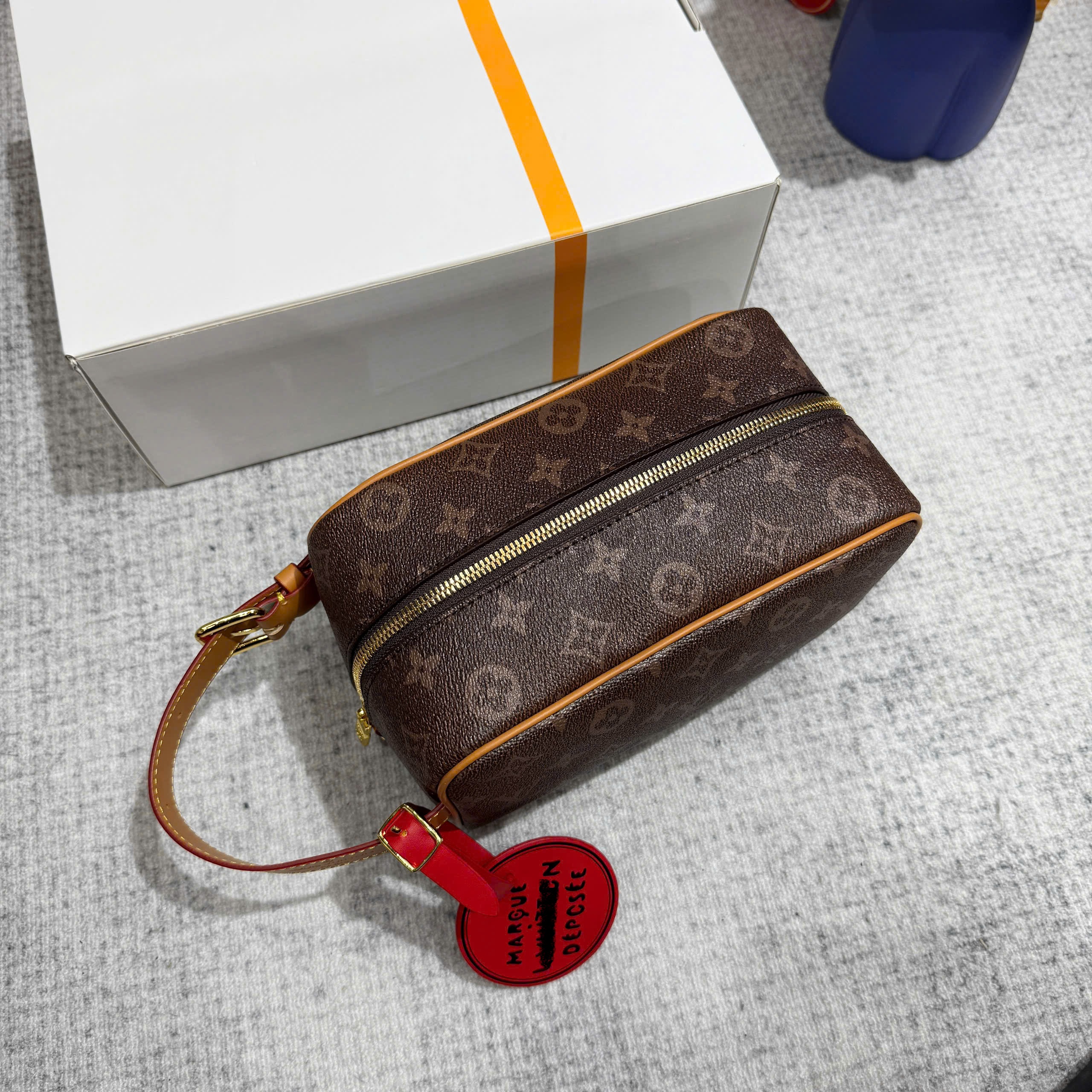 Túi Clutch cầm tay Louis Vuitton LV Nâu họa tiết logo hoa vân size 23x13x12cm Like Auth Fullbox phụ kiện PLD