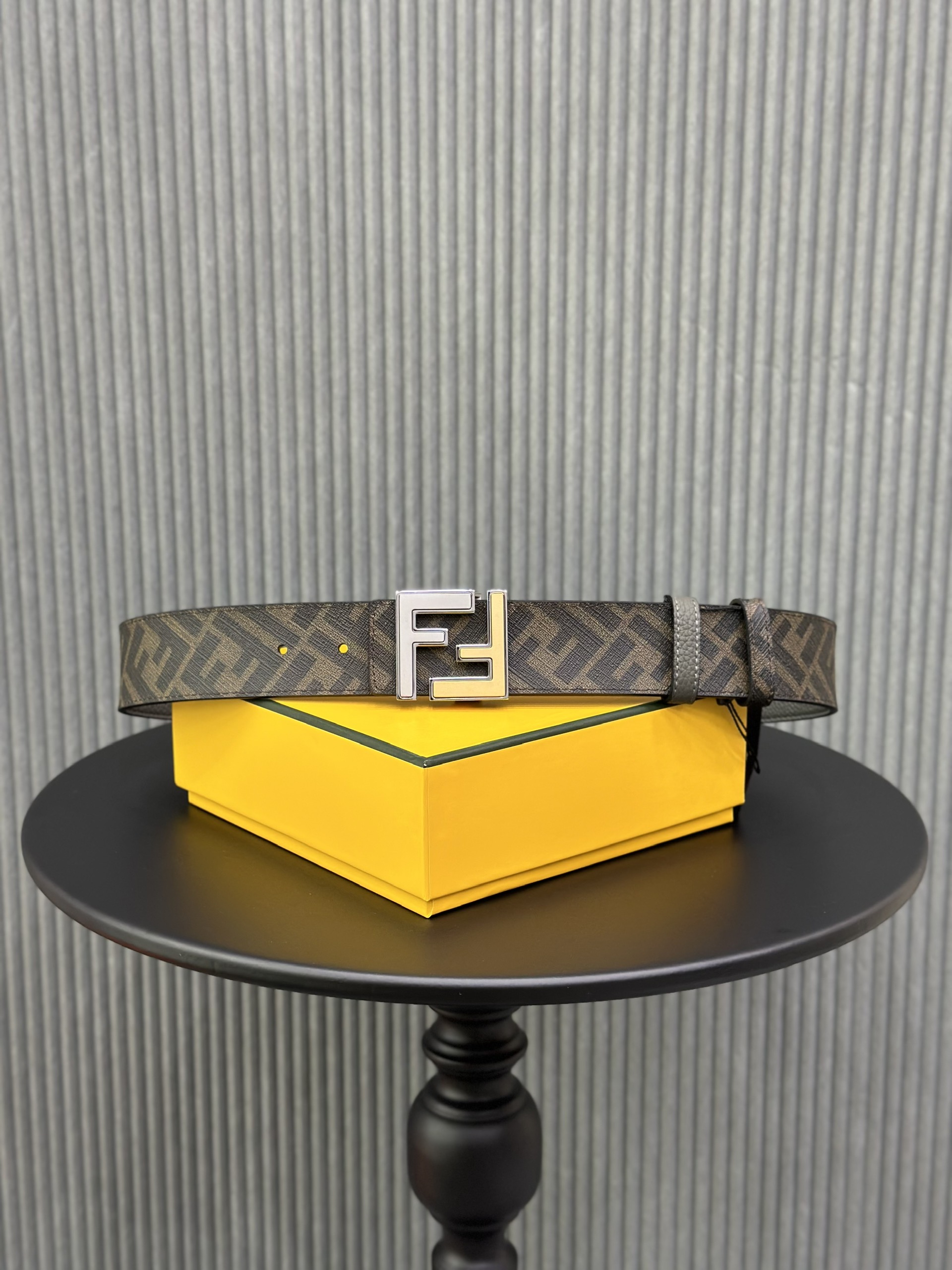 Thắt lưng, dây nịt, belt Fendi FF họa tiết logo mặt FF size 85-105cm Like Auth 1-1 on web fullbox VTN