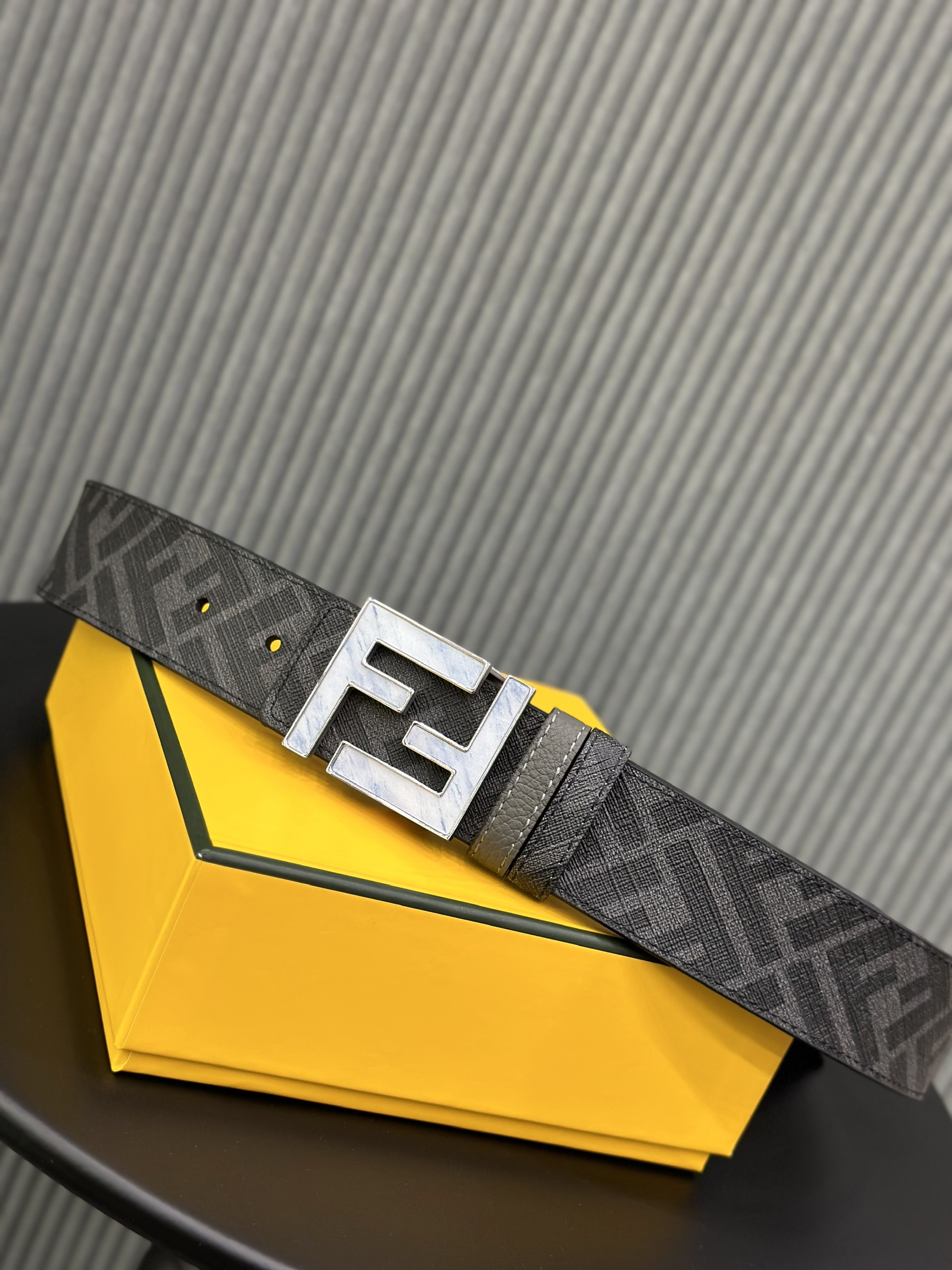 Thắt lưng, dây nịt, belt Fendi FF họa tiết logo mặt FF size 85-105cm Like Auth 1-1 on web fullbox VTN