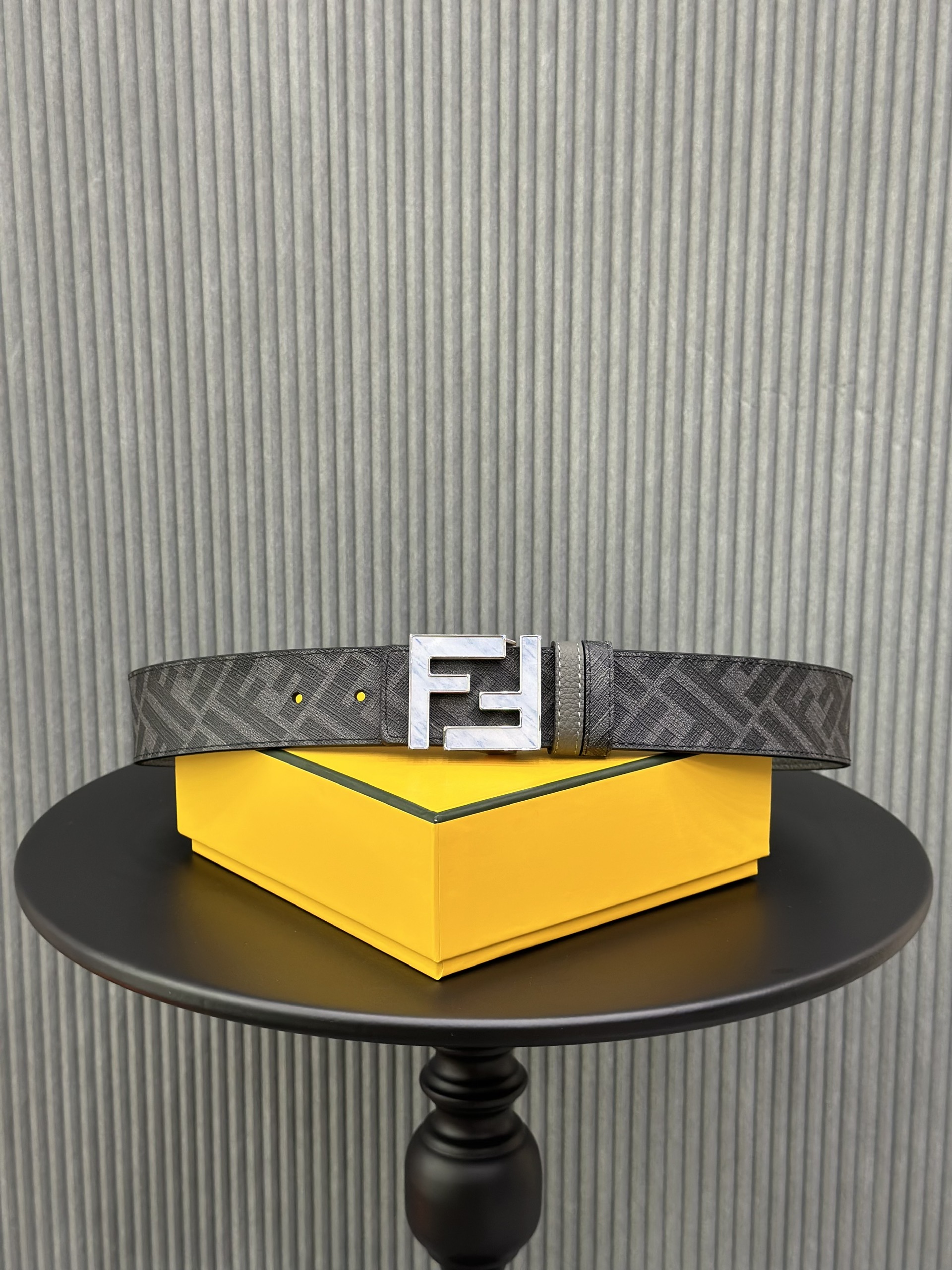 Thắt lưng, dây nịt, belt Fendi FF họa tiết logo mặt FF size 85-105cm Like Auth 1-1 on web fullbox VTN