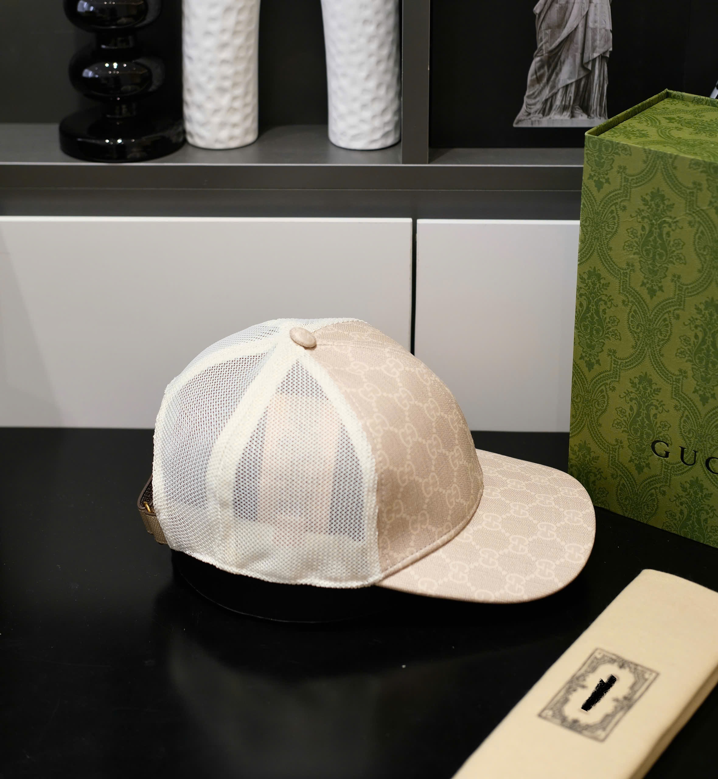 Mũ lưỡi trai, nón kết Gucci GC Be họa tiết logo Like Auth fullbox DDT