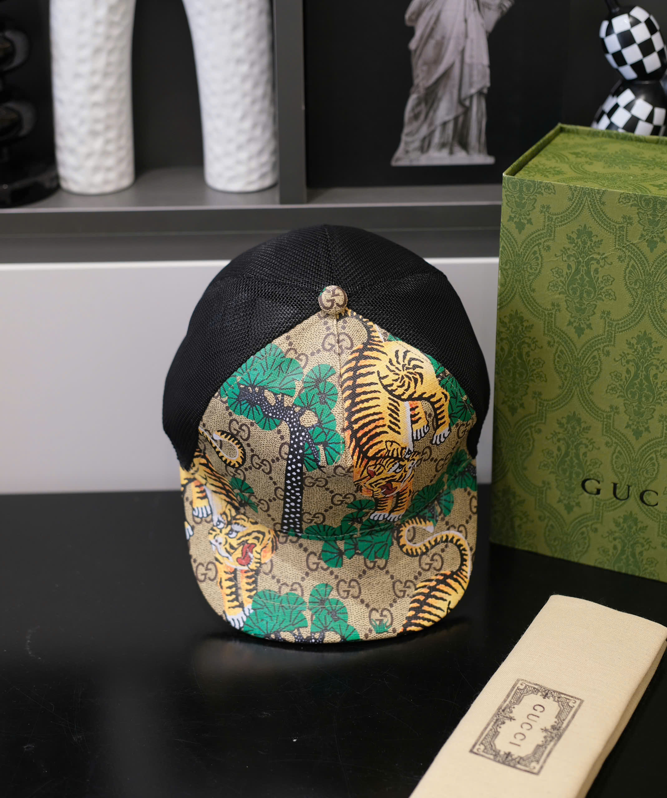 Mũ lưỡi trai, nón kết Gucci GC Nâu họa tiết logo Hổ phối lưới Đen Like Auth fullbox DDT