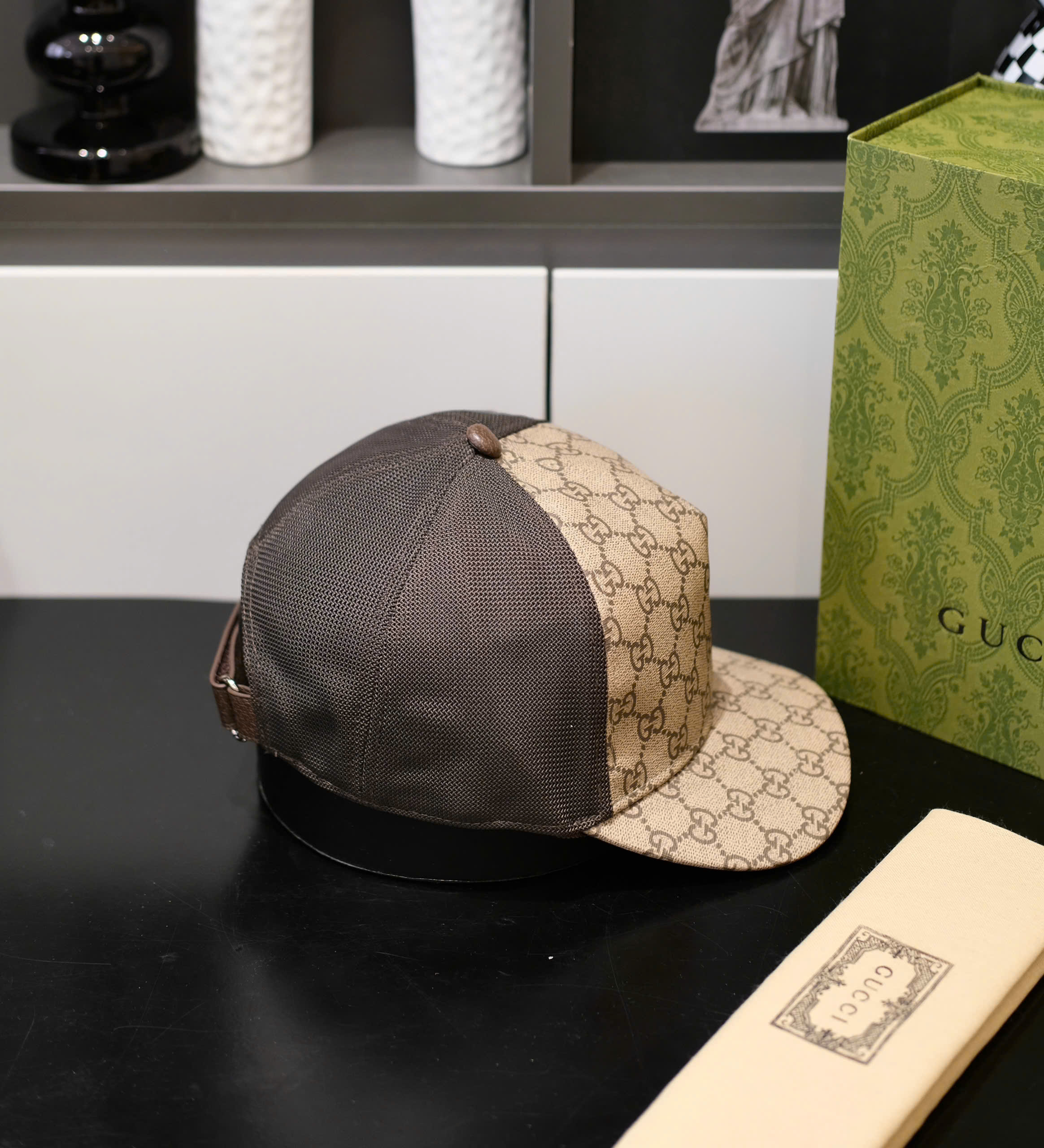 Mũ lưỡi trai, nón kết Gucci GC Nâu họa tiết logo phối lưới Đen Like Auth fullbox DDT