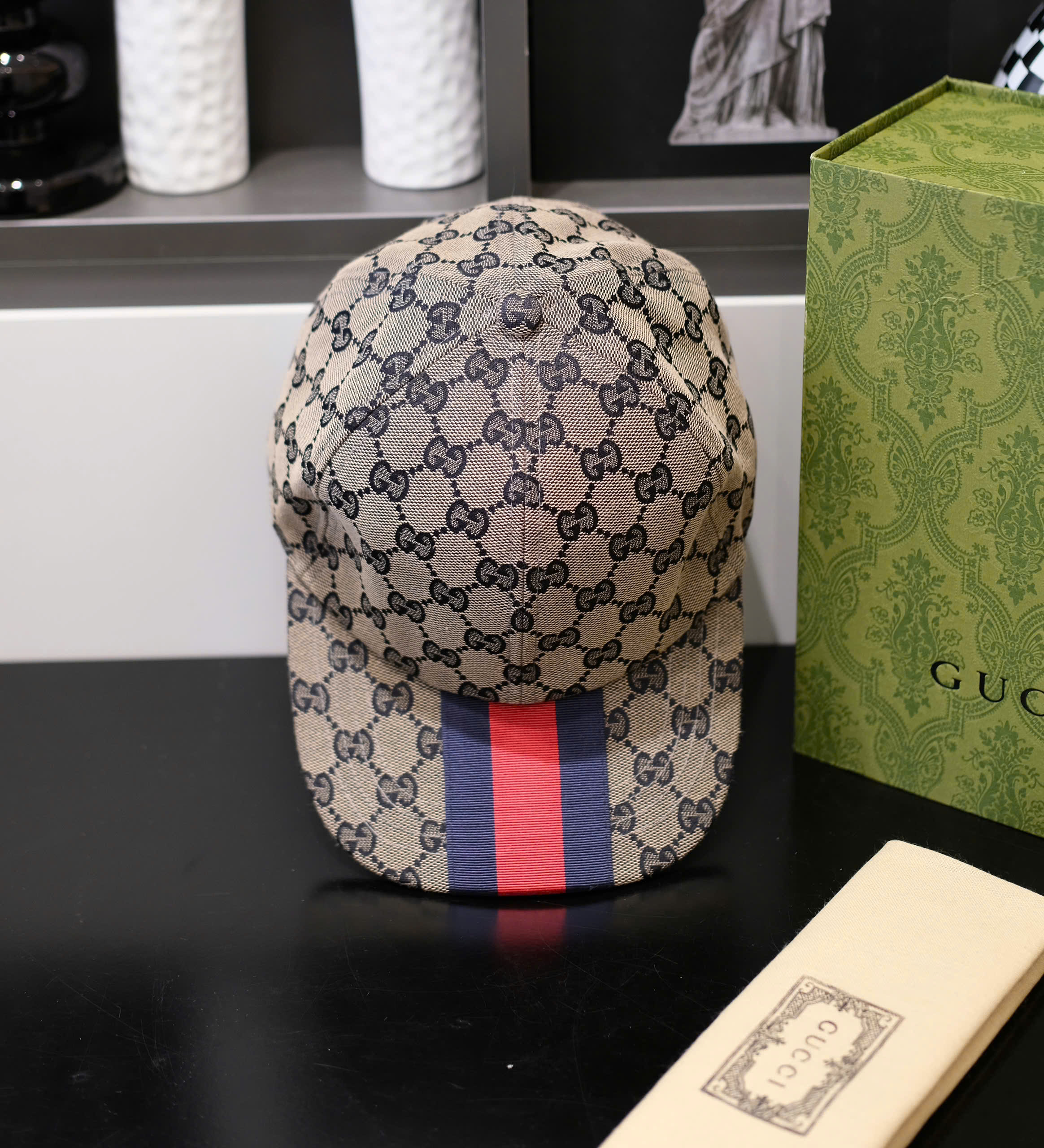 Mũ lưỡi trai, nón kết Gucci GC Nâu họa tiết logo kẻ sọc Đỏ Xanh Like Auth fullbox DDT