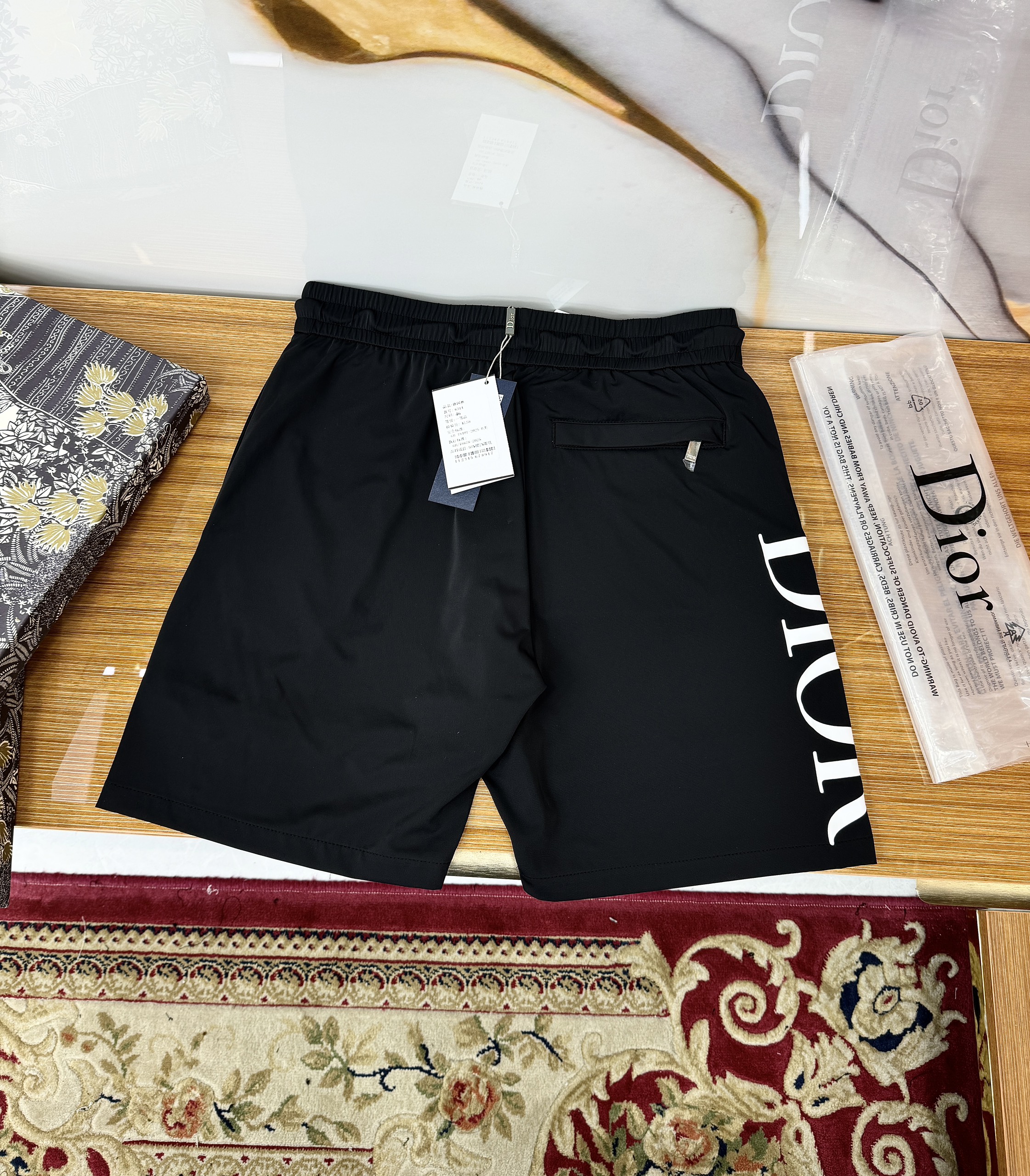Quần short gió Dior CD Đen logo thêu xù Like Auth 1-1 on web CD