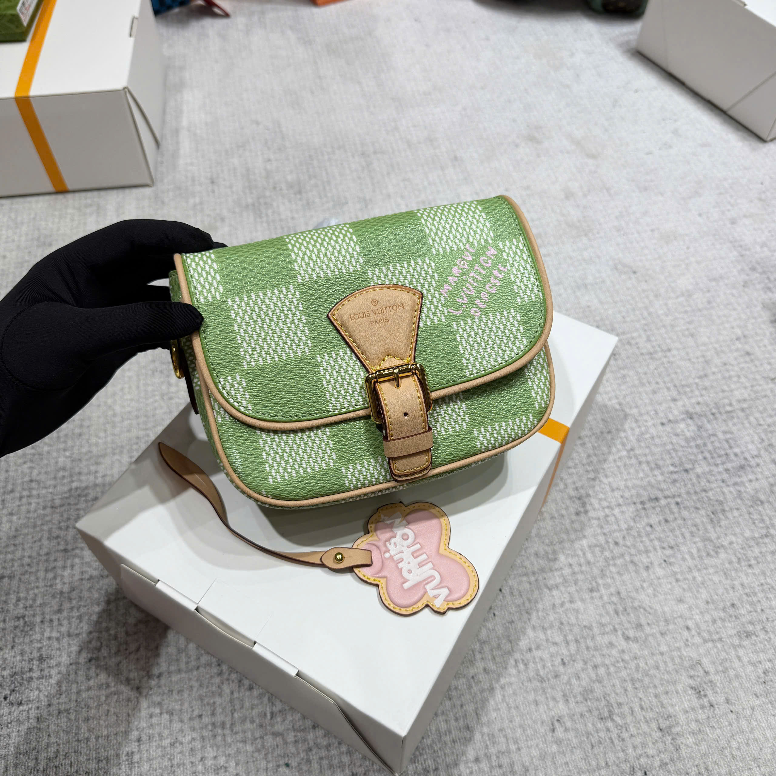 Túi đeo chéo Louis Vuitton LV các mẫu họa tiết hoa vân size 20x17x7cm Like Auth on web fullbox bill thẻ PLD