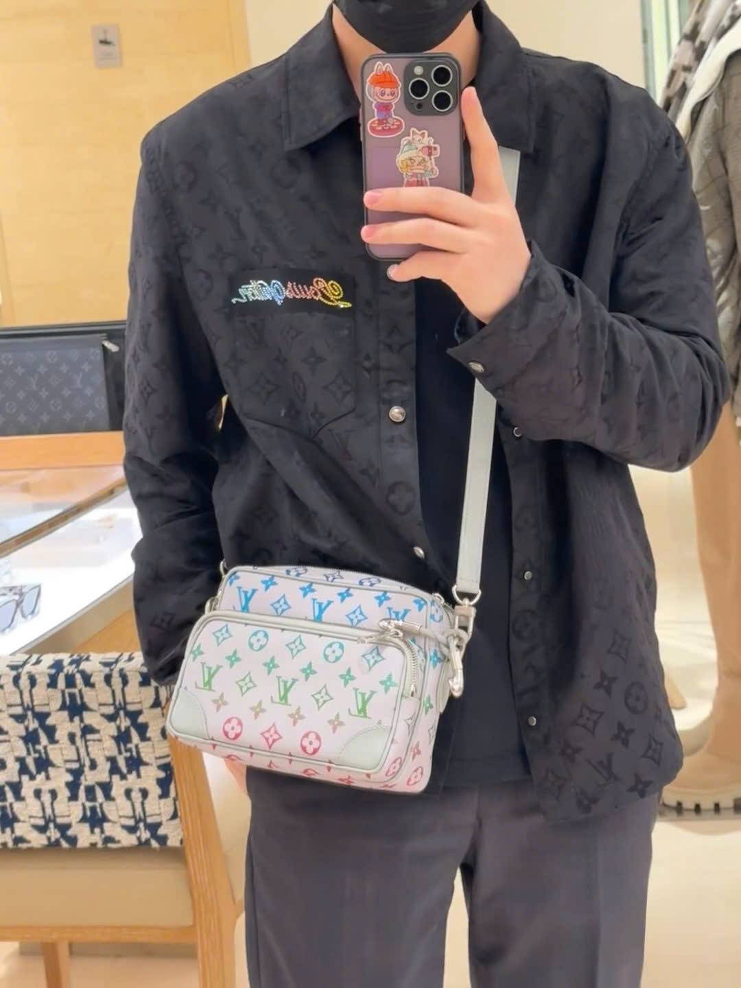 Túi đeo chéo Louis Vuitton LV Bạc họa tiết hoa vân logo loang màu size 25x17.5x11cm Like Auth on web fullbox bill thẻ PLD