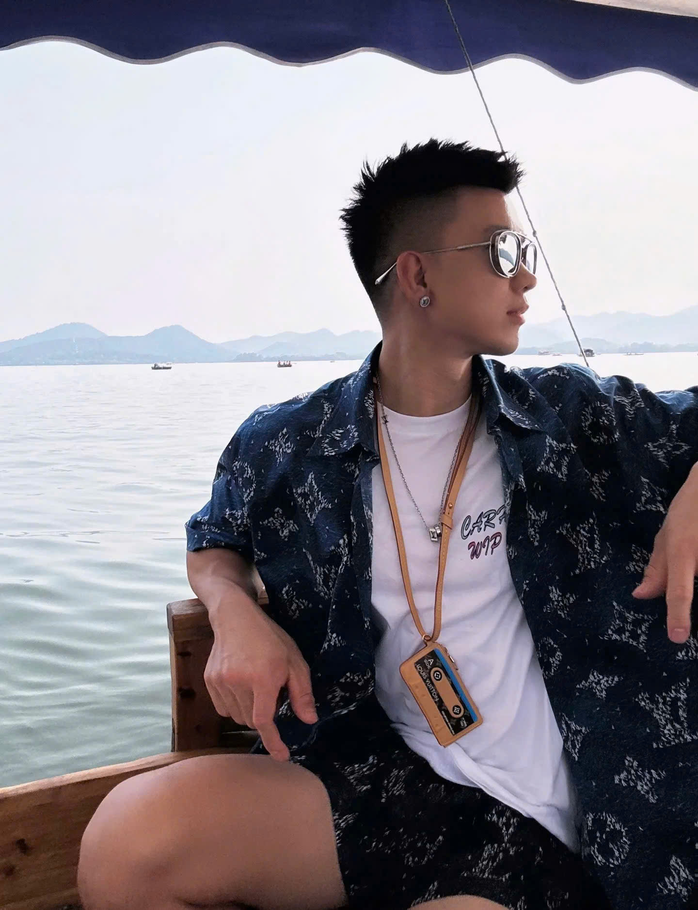 Áo sơ mi cộc tay Louis Vuitton LV Xanh than họa tiết hoa vân con thuyền Like Auth on web DDT VTN