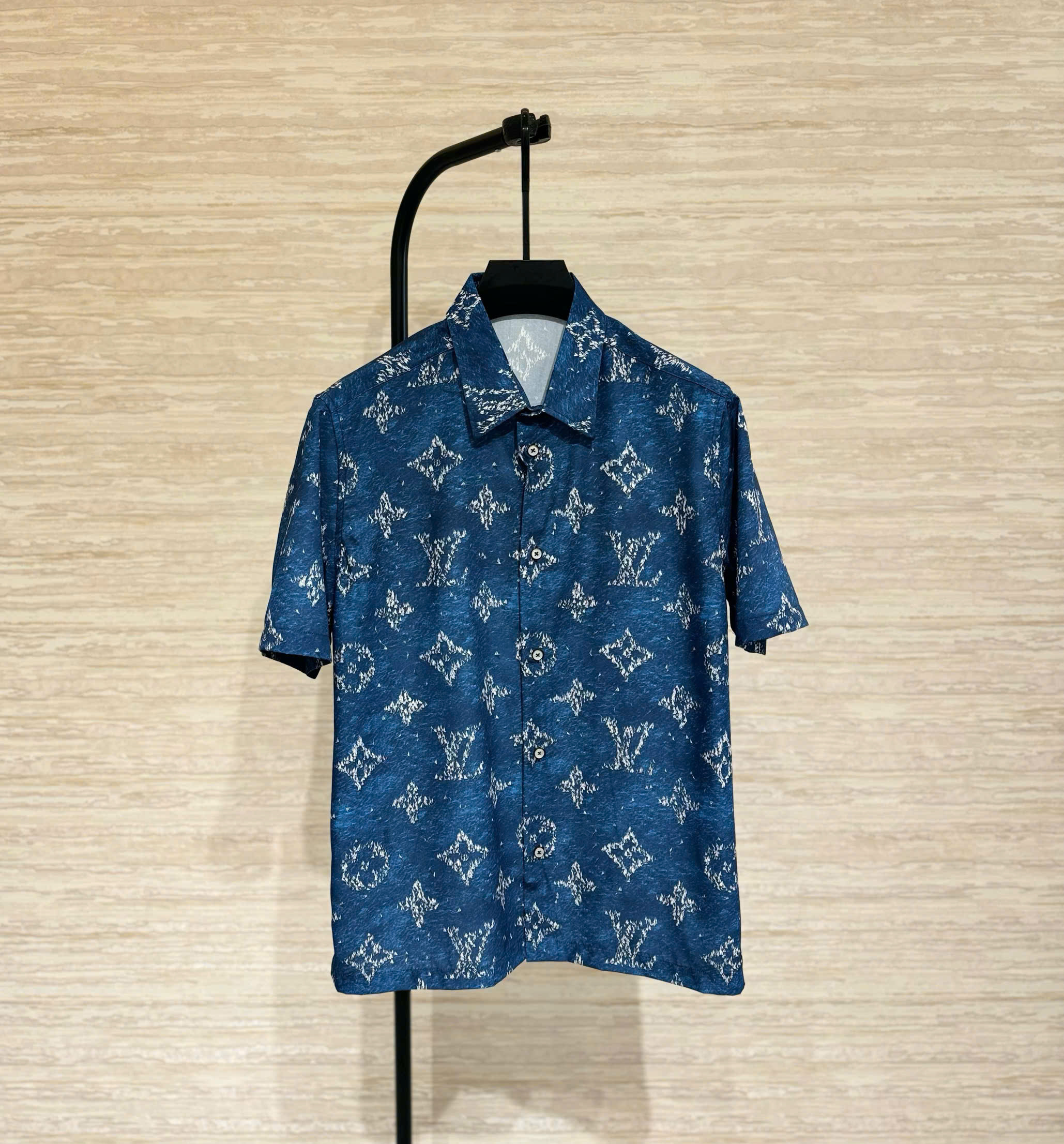 Áo sơ mi cộc tay Louis Vuitton LV Xanh than họa tiết hoa vân con thuyền Like Auth on web DDT VTN
