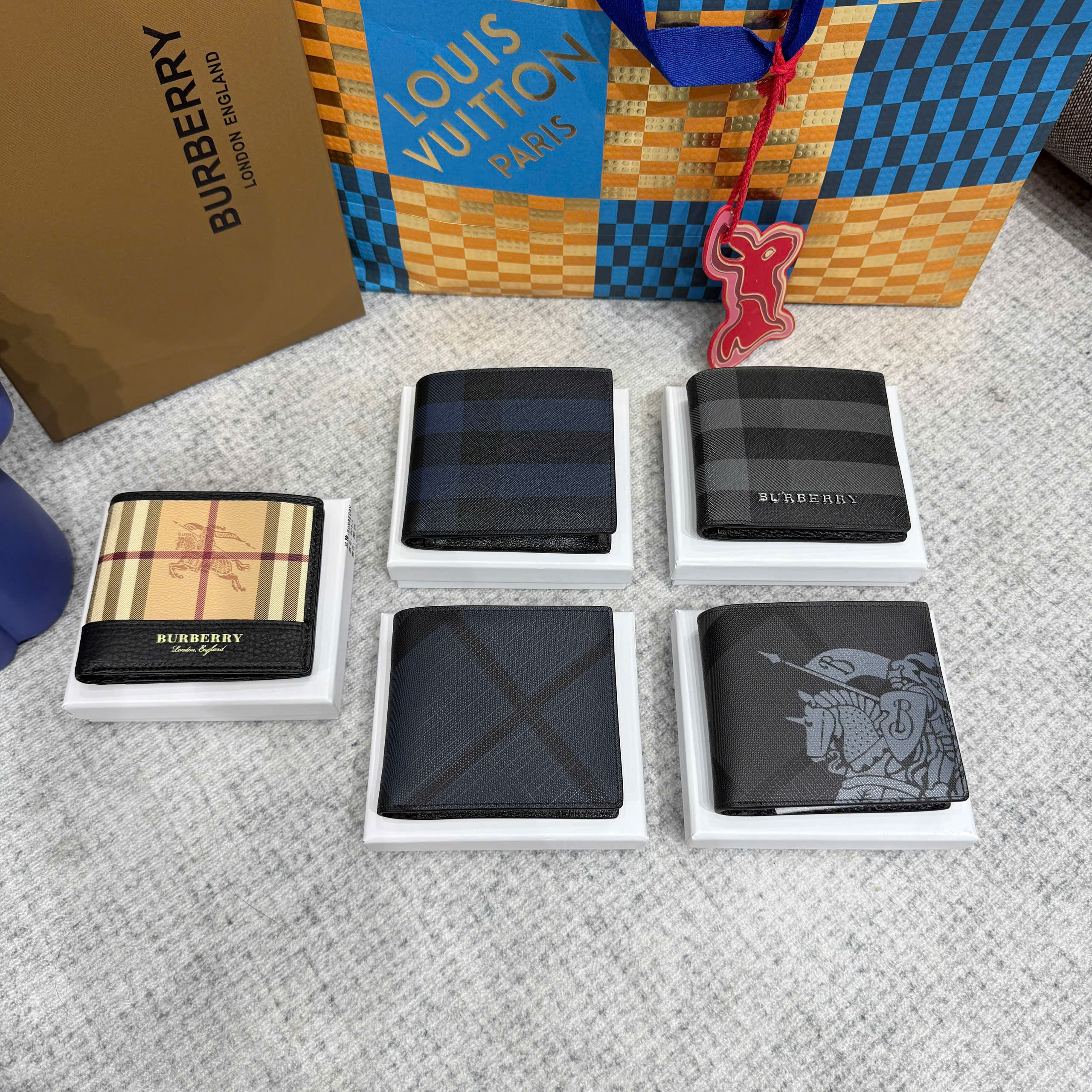 Ví ngắn gấp Burberry BBR các mẫu Like Auth fullbox túi thẻ phụ kiện PLD
