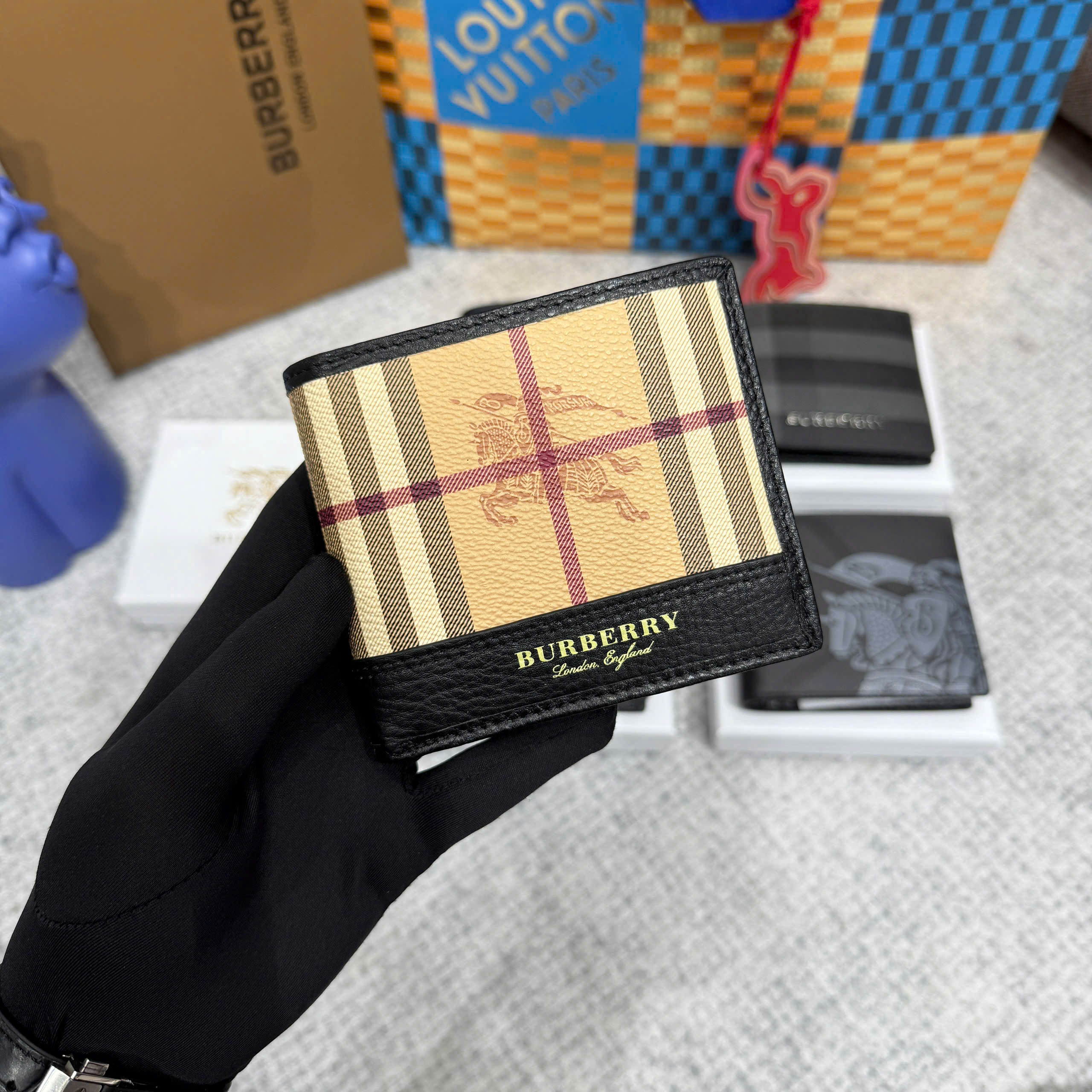 Ví ngắn gấp Burberry BBR các mẫu Like Auth fullbox túi thẻ phụ kiện PLD