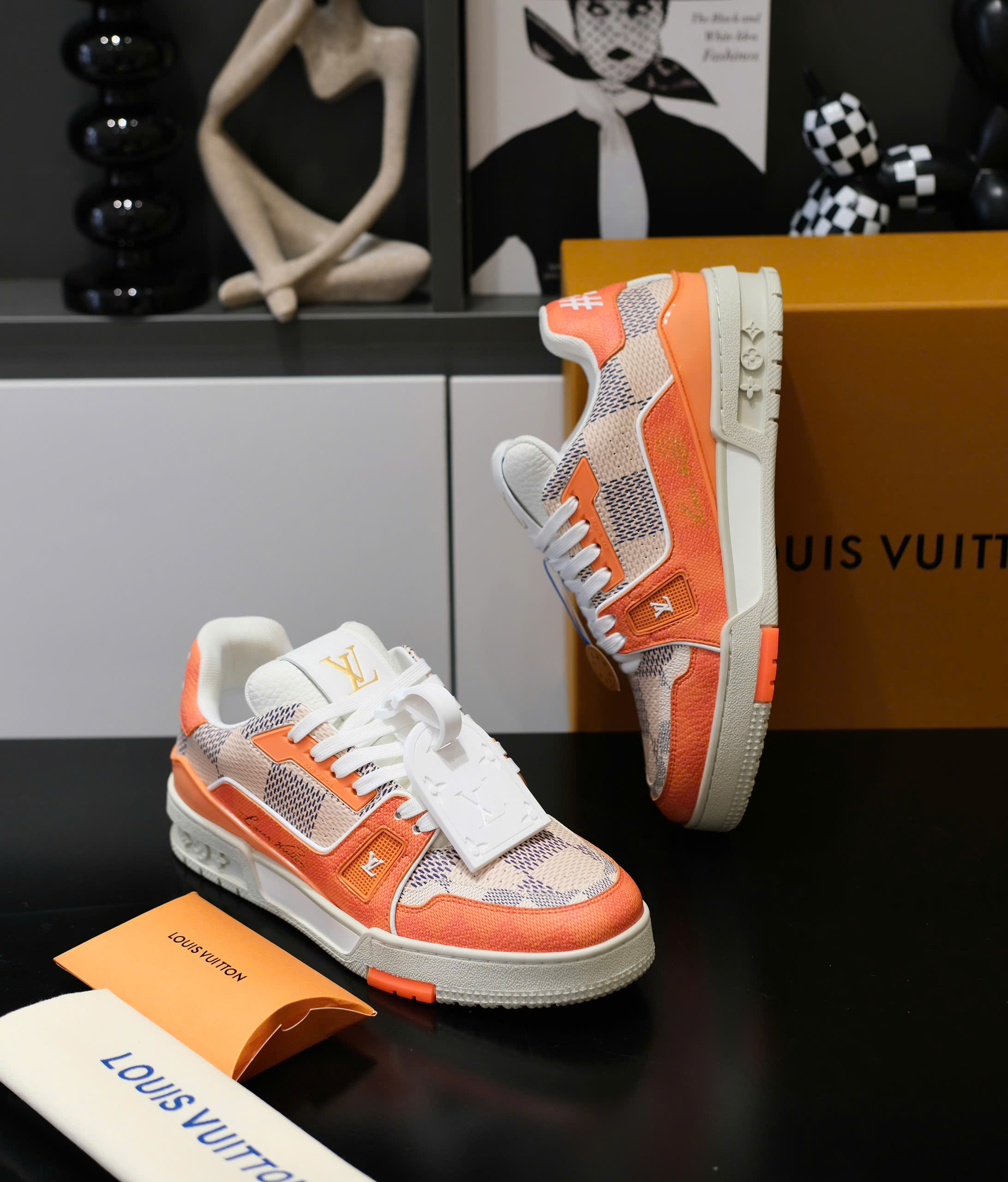Giày sneaker Louis Vuitton LV 54 Cam họa tiết chấm caro Like Auth Fullbox Phụ Kiện DDT