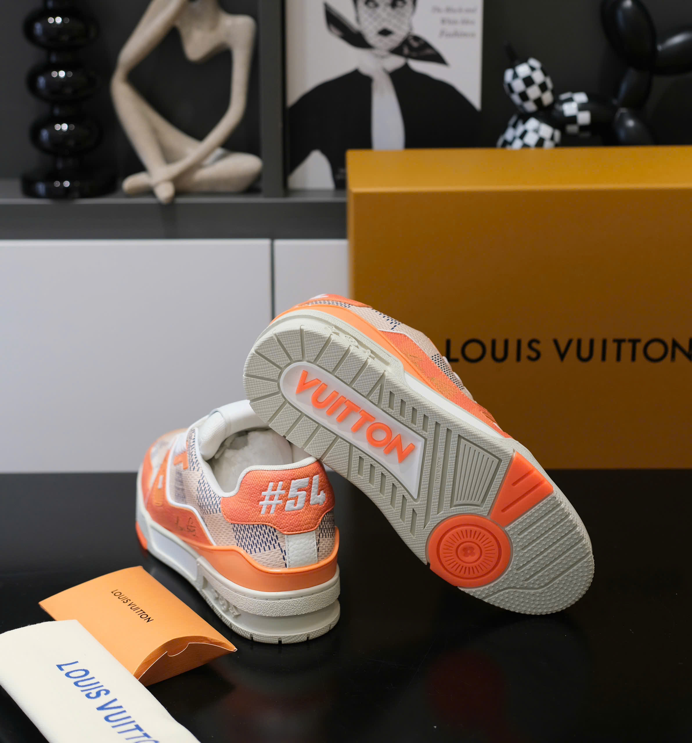 Giày sneaker Louis Vuitton LV 54 Cam họa tiết chấm caro Like Auth Fullbox Phụ Kiện DDT