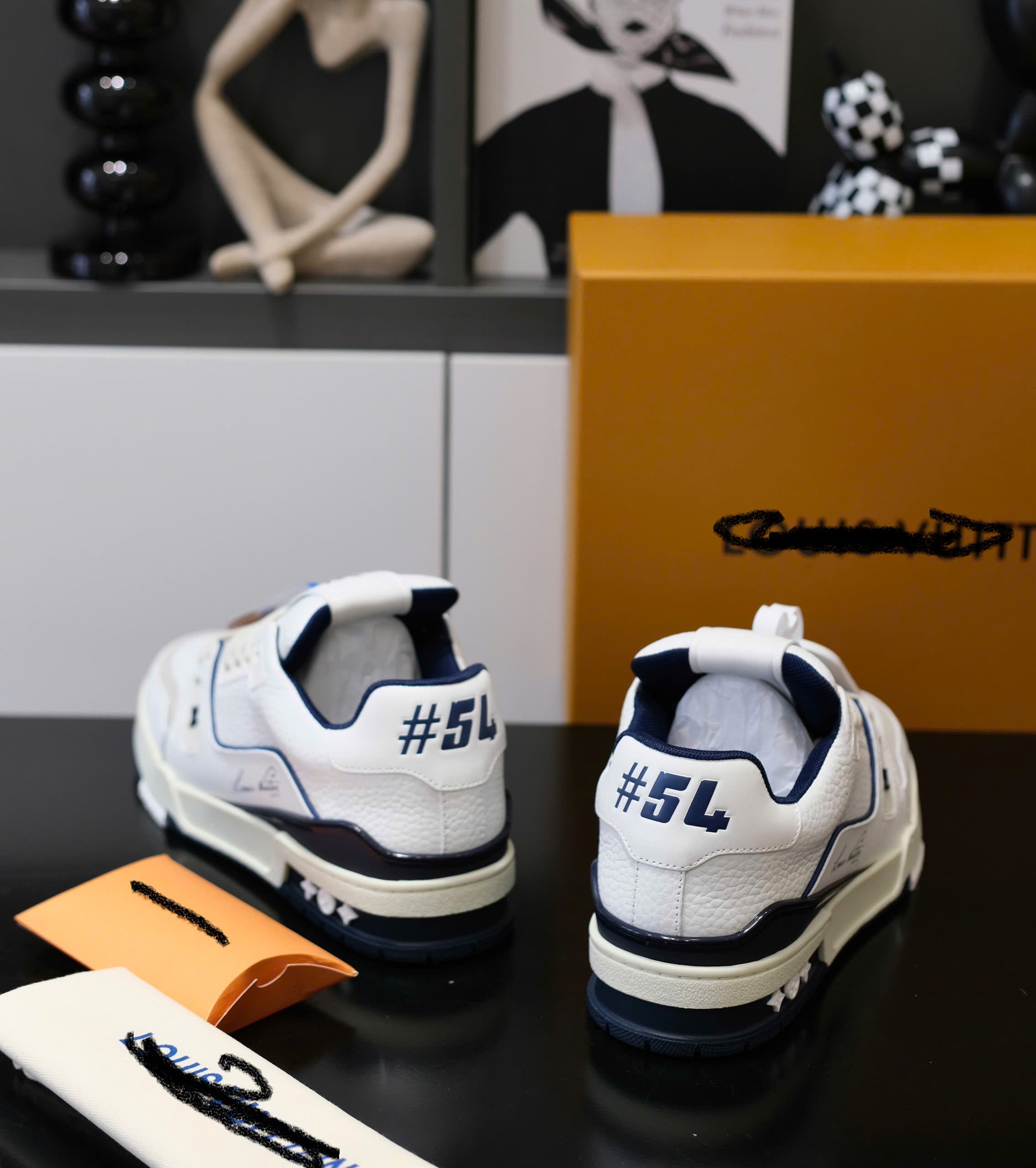 Giày sneaker Louis Vuitton LV 54 Trắng phối Xanh than trơn Like Auth Fullbox Phụ Kiện DDT