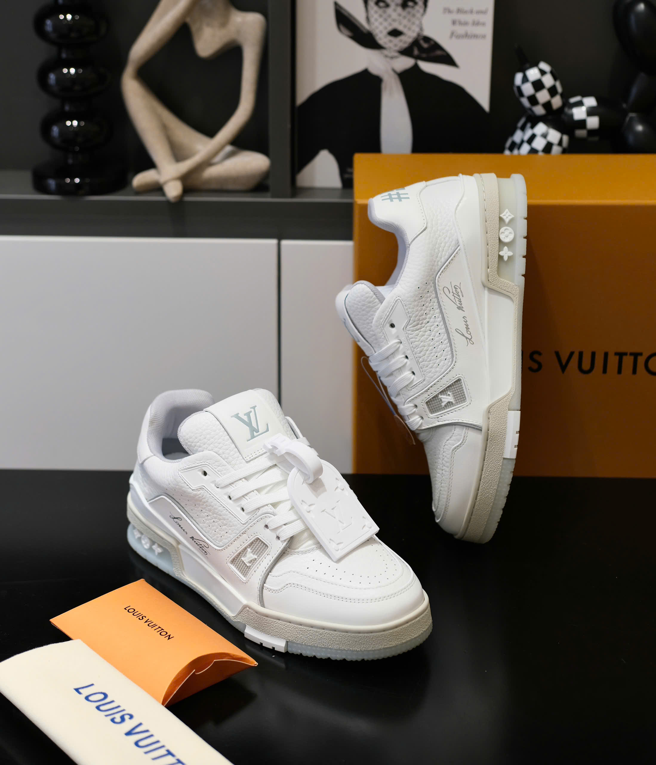 Giày sneaker Louis Vuitton LV Trắng full Like Auth Fullbox Phụ Kiện DDT
