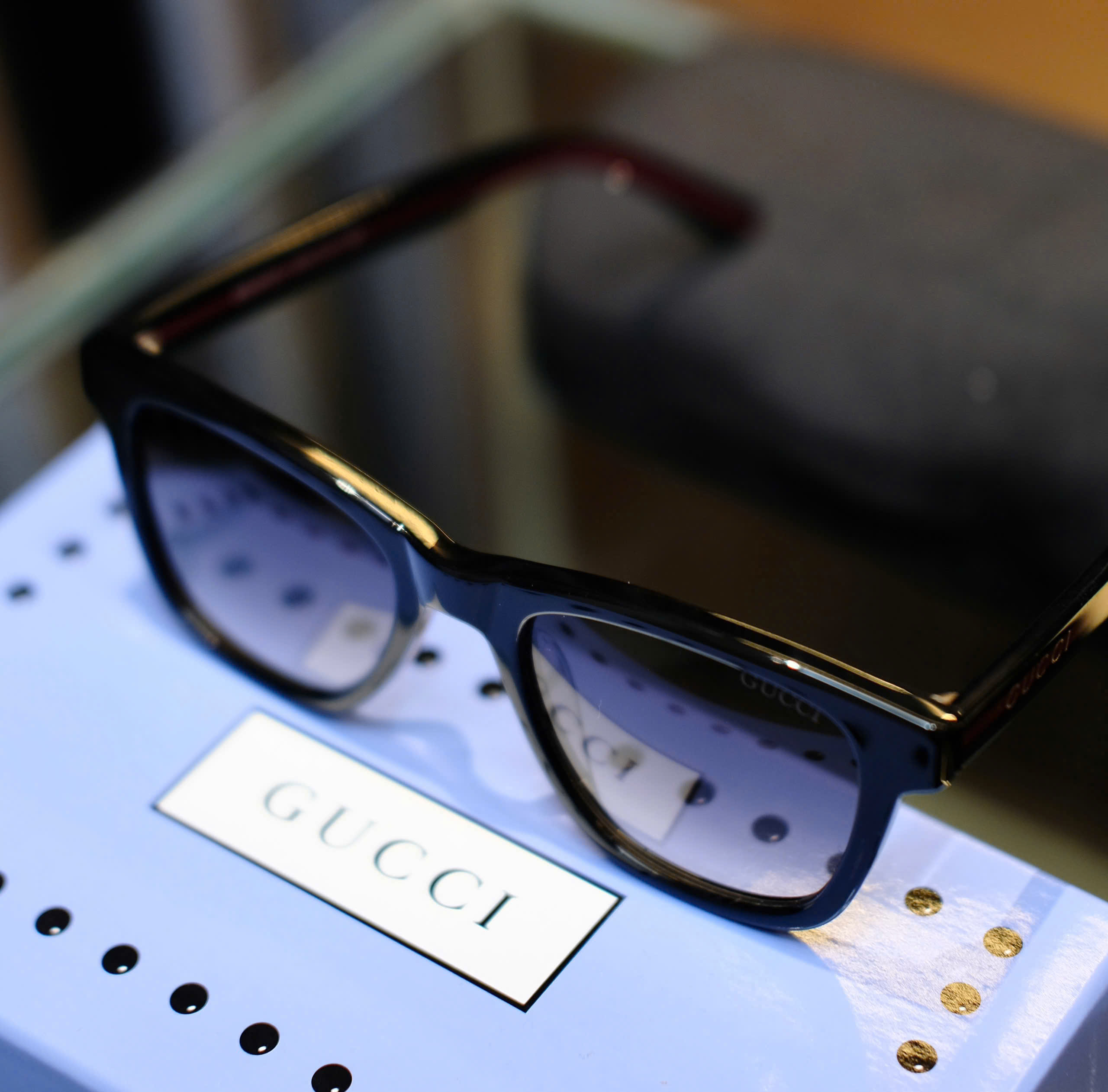 Kính mắt thời trang Gucci GC Đen logo chữ gọng Xanh Đỏ Like Auth on web fullbox DDT