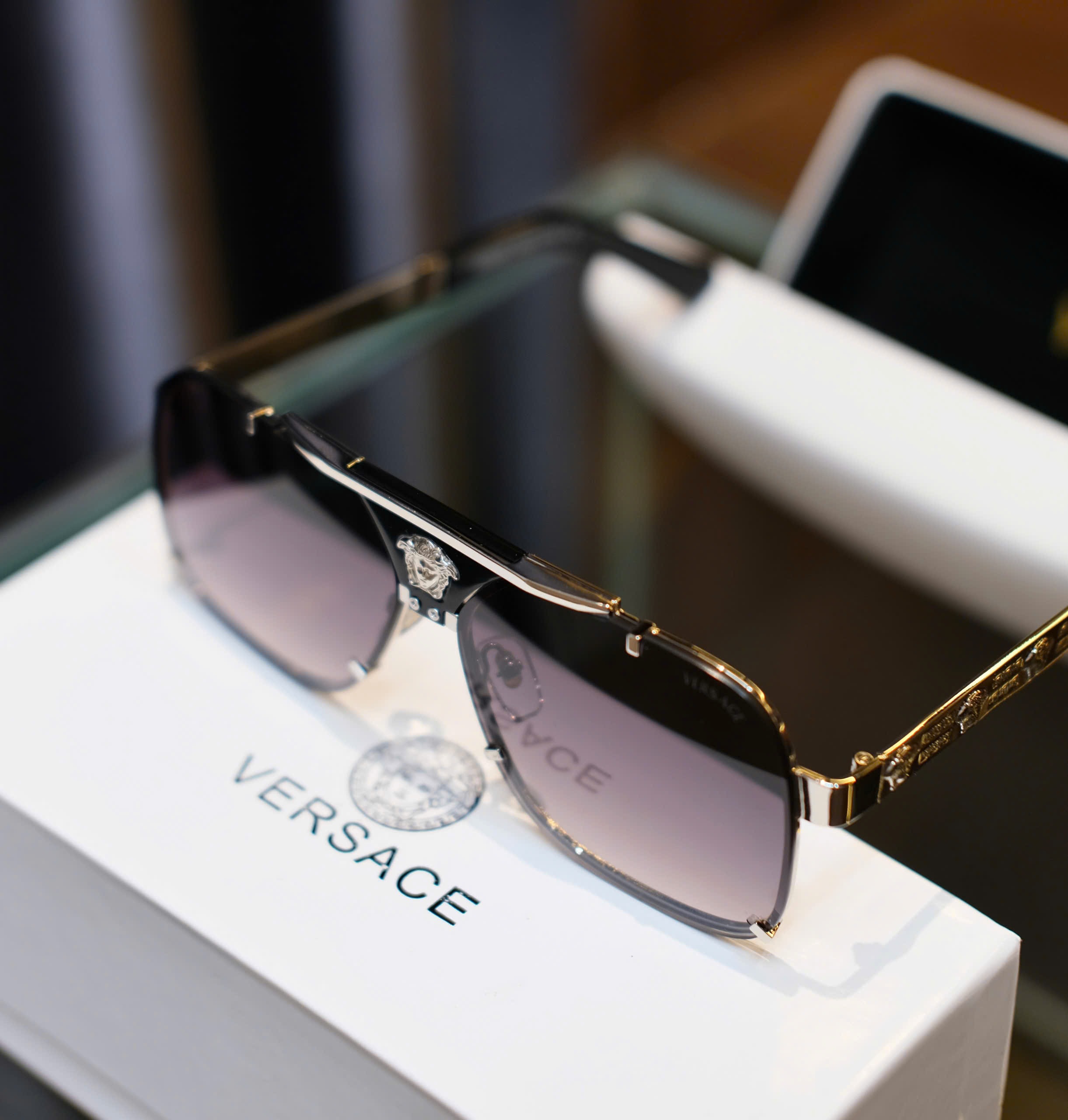 Kính mắt thời trang Versace VS Đen logo mặt Medusa Like Auth on web fullbox DDT