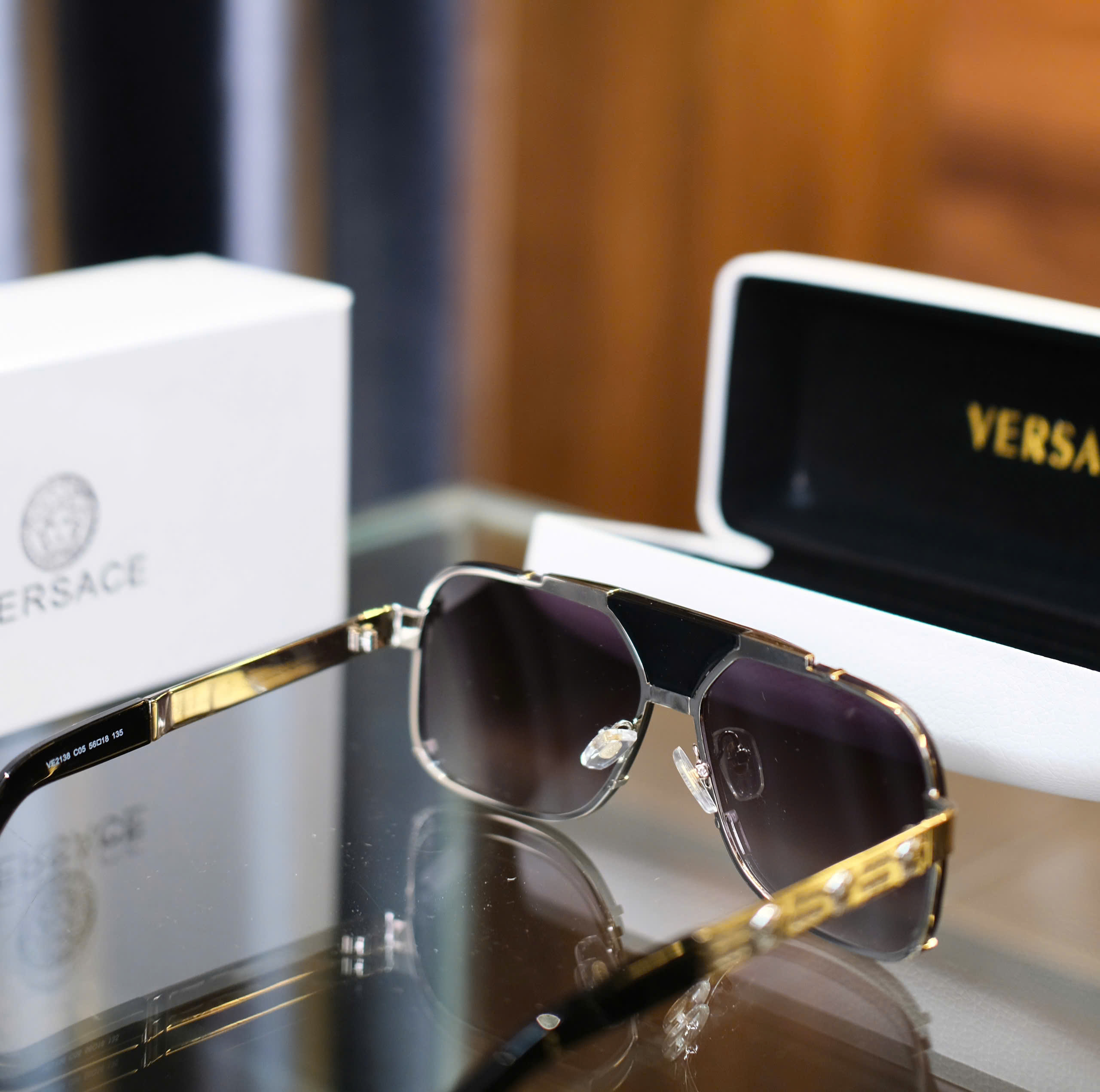 Kính mắt thời trang Versace VS Đen logo mặt Medusa Like Auth on web fullbox DDT
