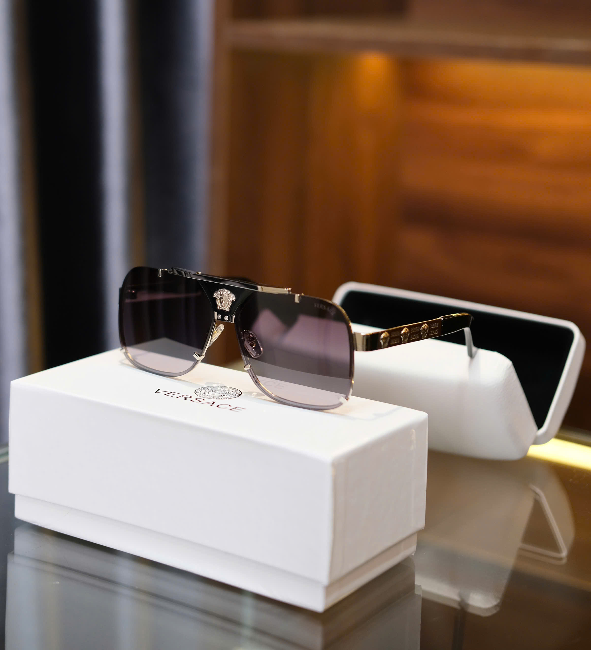 Kính mắt thời trang Versace VS Đen logo mặt Medusa Like Auth on web fullbox DDT