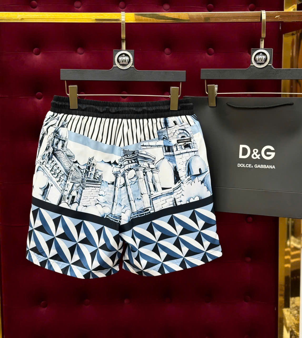 Quần short gió Dolce Gabbana DG họa tiết kẻ ô Trắng Xanh Like Auth 1-1 on web LK