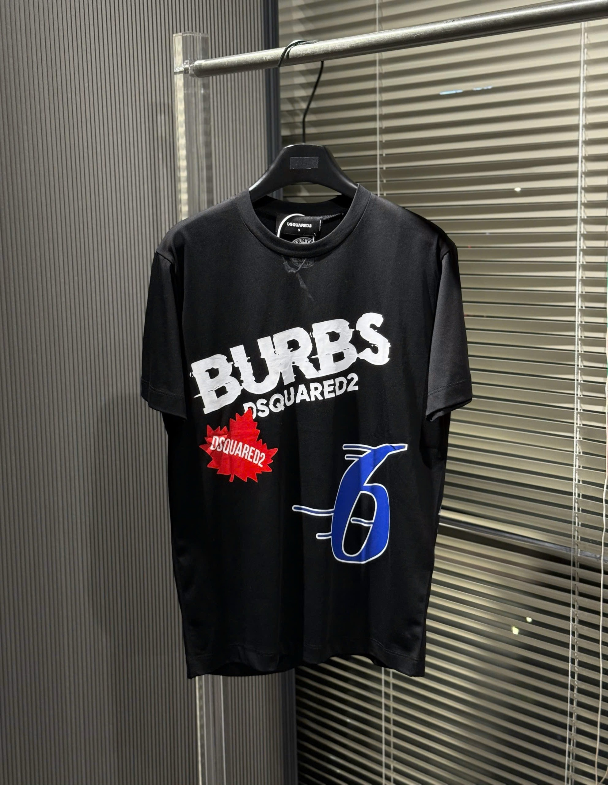 Áo phông T-shirt Dsquared2 DSQ2 họa tiết chữ số Like Auth on web NV