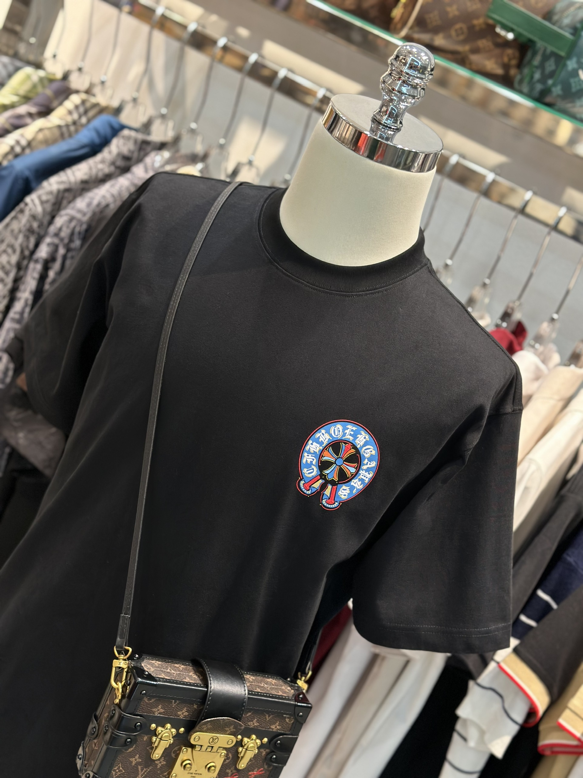 Áo phông T-shirt Chrome Heart CH Đen logo chữ thập vòng tròn Xanh phối màu sắc thêu nổi lưng ngực Like Auth on web VTN