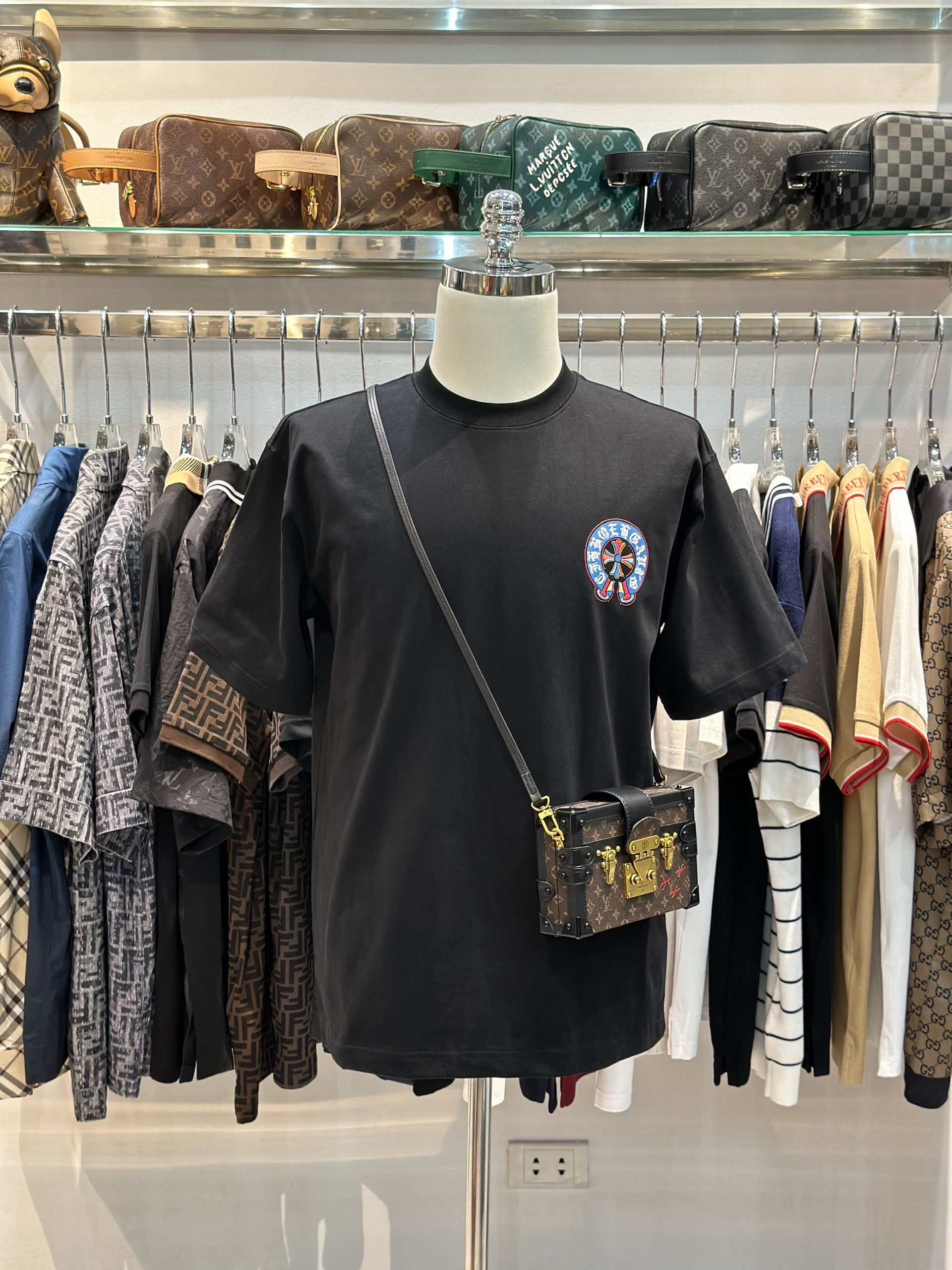 Áo phông T-shirt Chrome Heart CH Đen logo chữ thập vòng tròn Xanh phối màu sắc thêu nổi lưng ngực Like Auth on web VTN