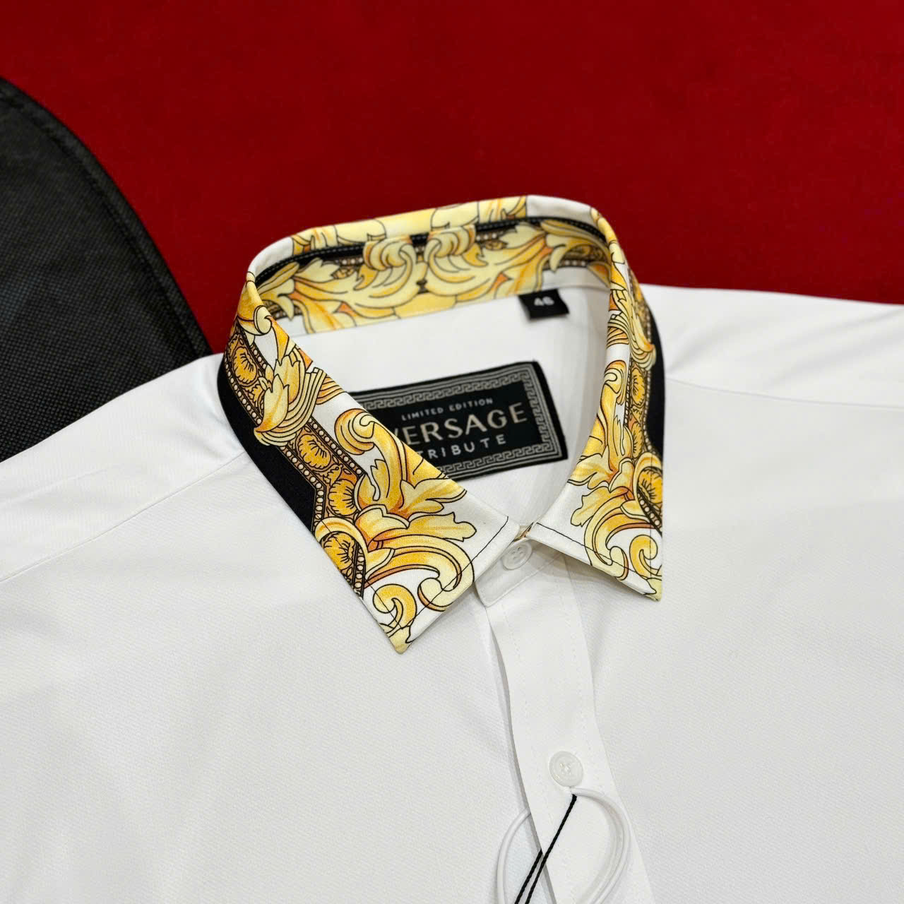 Áo sơ mi dài tay Versace VS họa tiết hoa văn Vàng cổ tay Like Auth on web LK