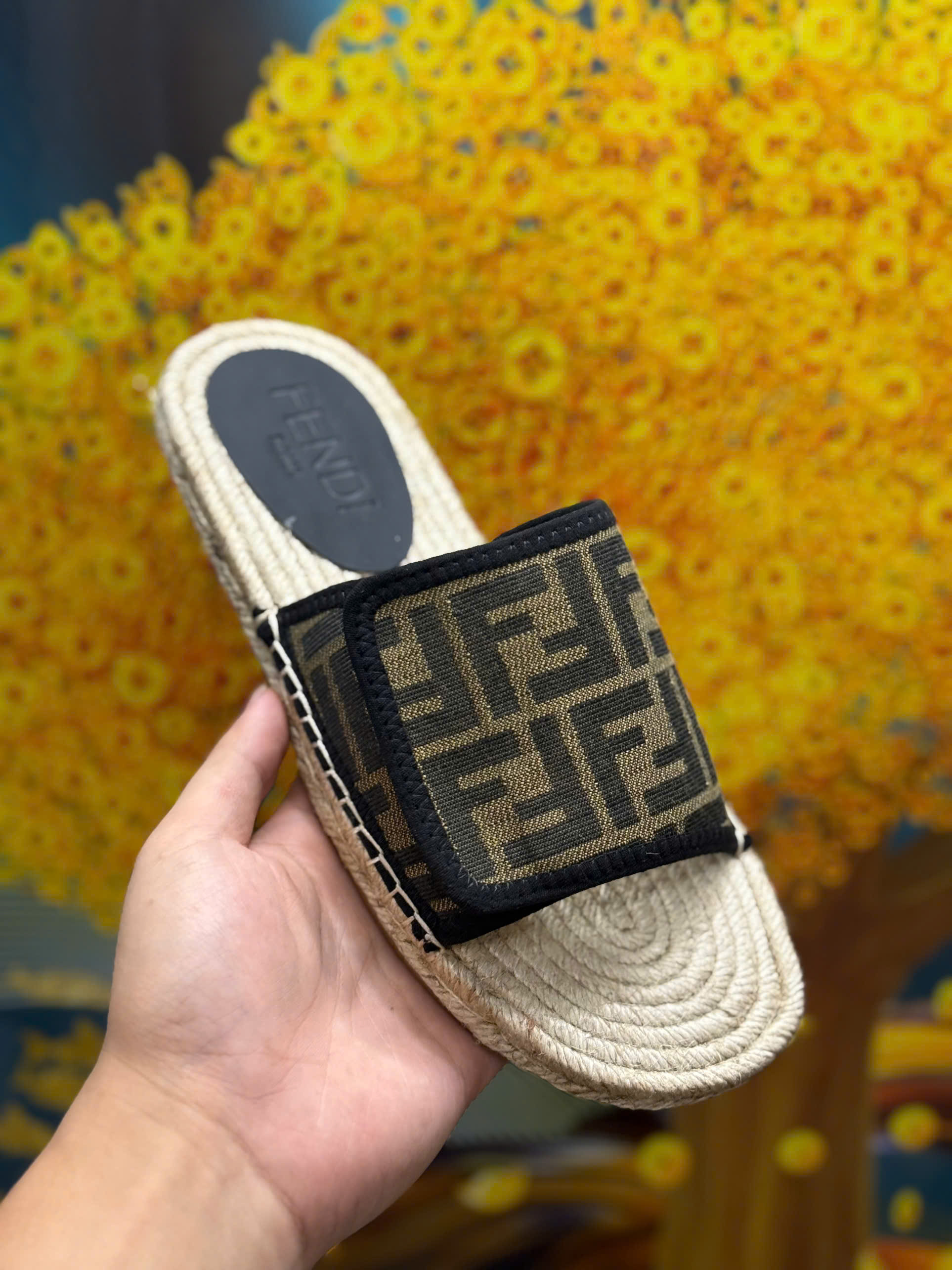 Dép lê quai ngang đế cói Fendi FF Nâu họa tiết logo Like Auth on web fullbox bill thẻ MVT