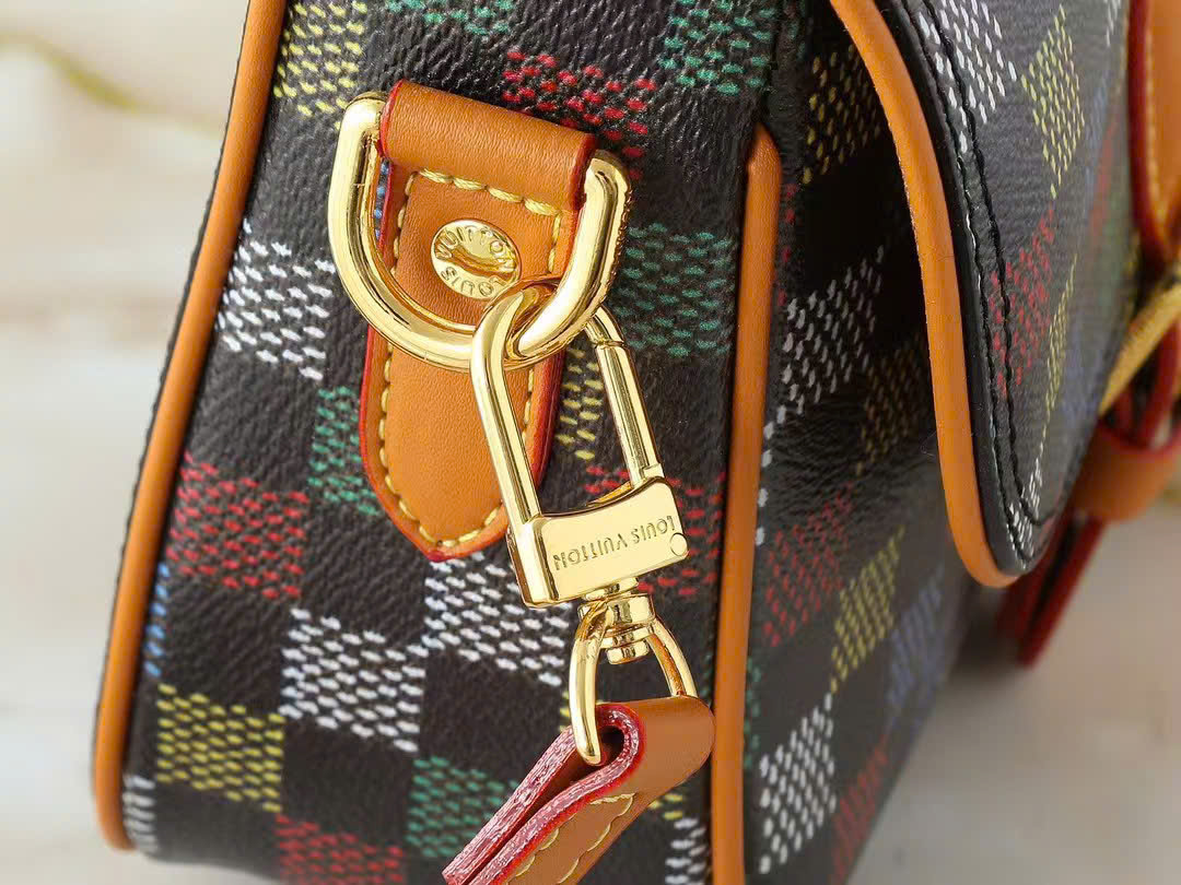 Túi đeo chéo Louis Vuitton LV Nâu họa tiết caro màu size 20x17x7cm Like Auth on web fullbox bill thẻ PLD