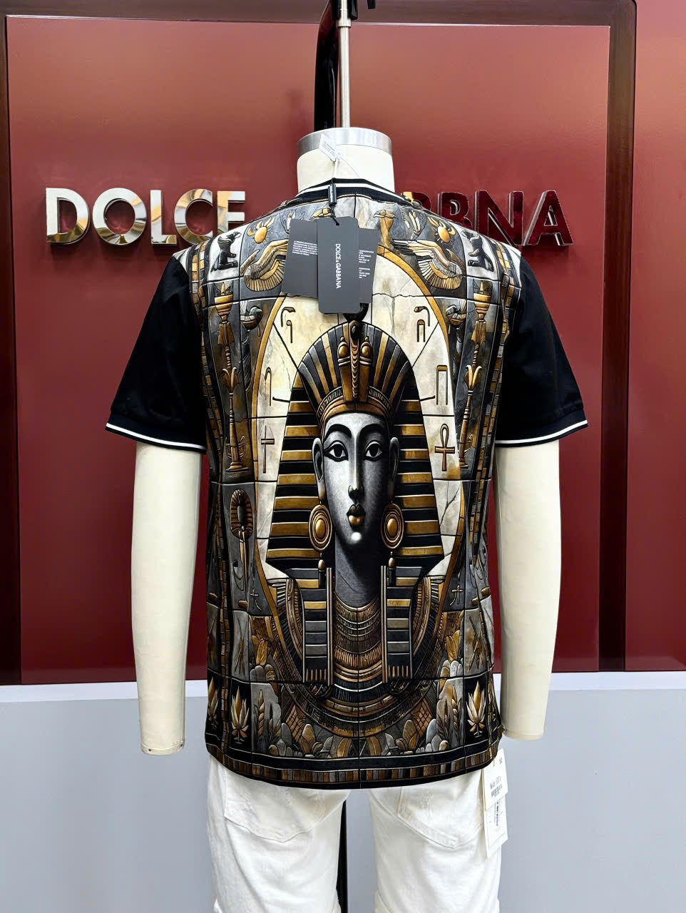 Áo phông T-shirt Dolce Gabbana DG họa tiết nữ thần Ai Cập Like Auth on web LK