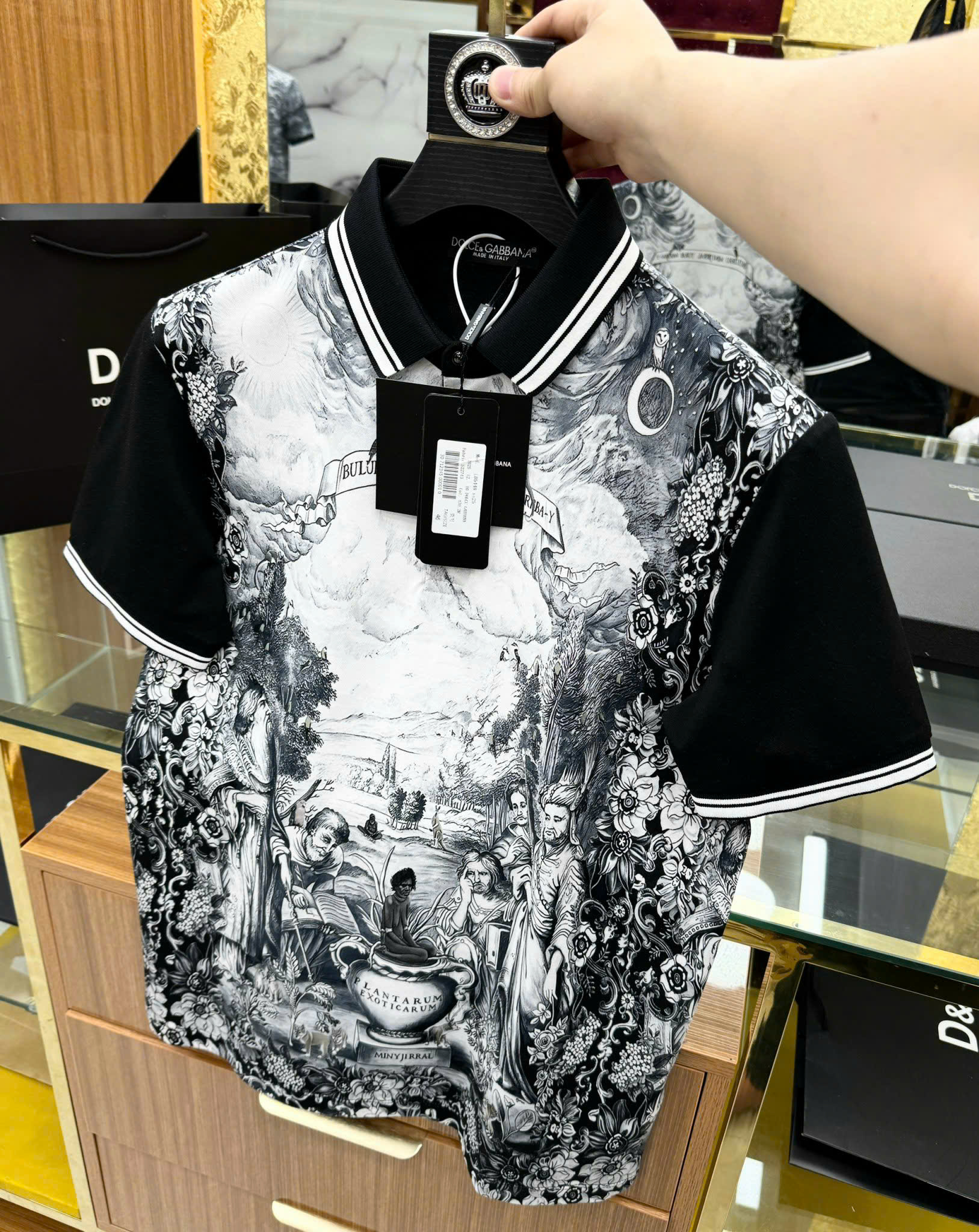 Áo polo Dolce Gabbana DG họa tiết 3D Đen Trắng Like Auth 1-1 on web CD