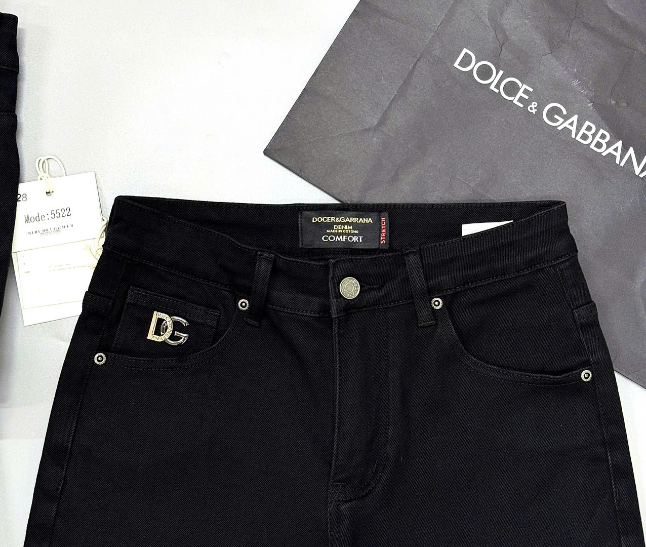 Quần short jean Dolce Gabbana DG Đen họa tiết hồ 3D túi sau Like Auth 1-1 on web CD