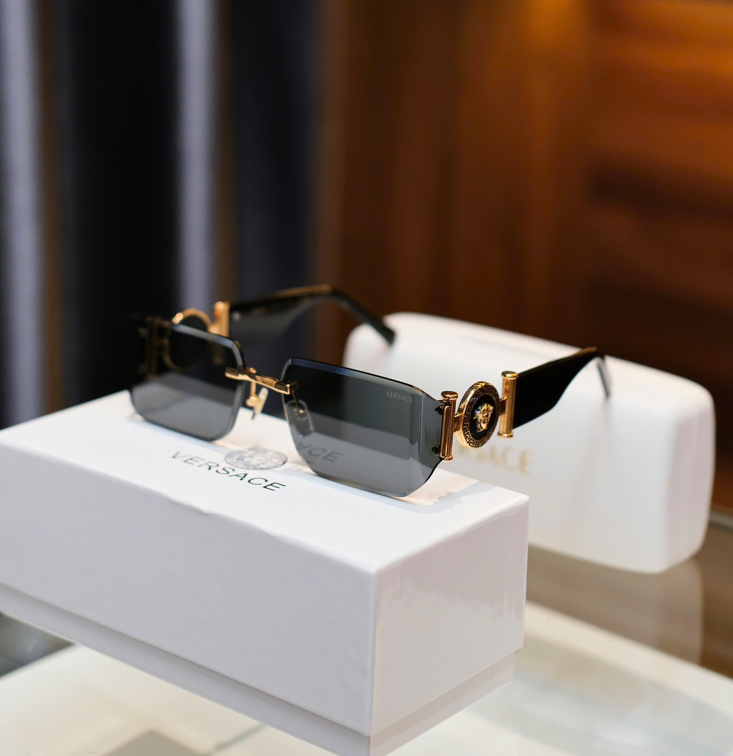 Kính mắt thời trang Versace VS Đen không viền logo tròn gọng Like Auth on web fullbox DDT