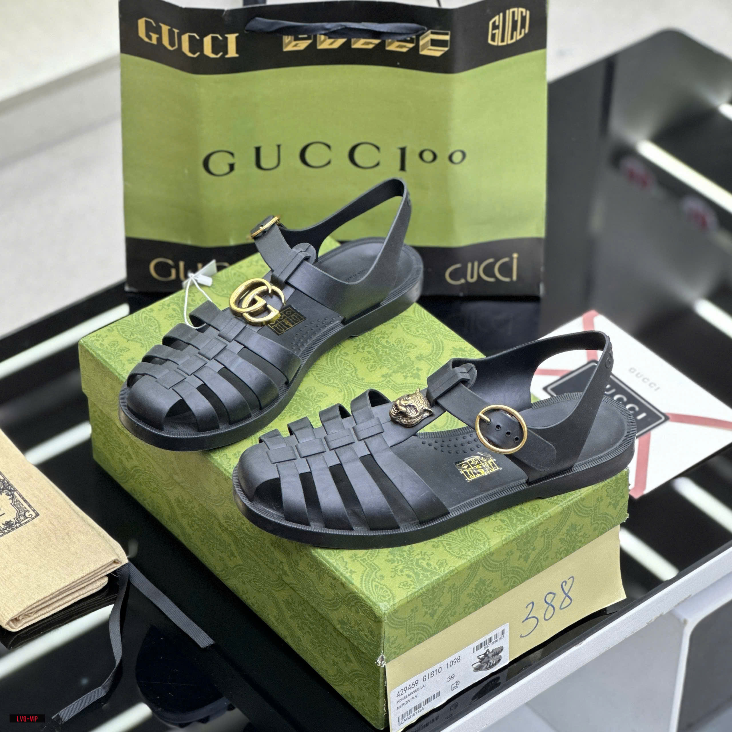 Dép rọ sandal Gucci GC Đen lì logo chữ Hổ Vàng Like Auth on web fullbox bill thẻ LVQ