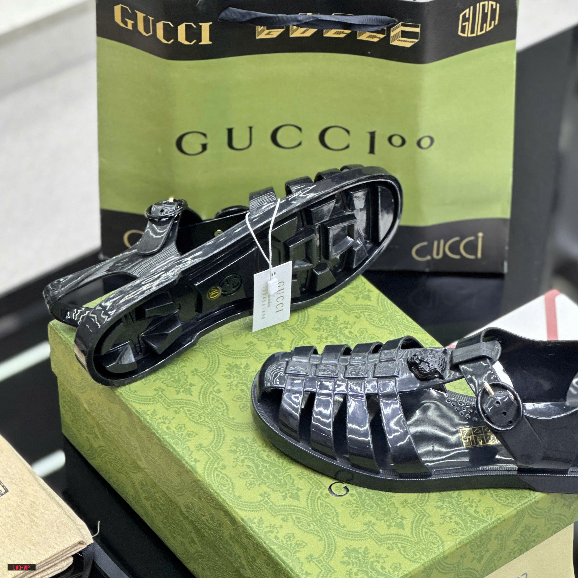 Dép rọ sandal Gucci GC Đen bóng logo chữ Hổ Đen Like Auth on web fullbox bill thẻ LVQ