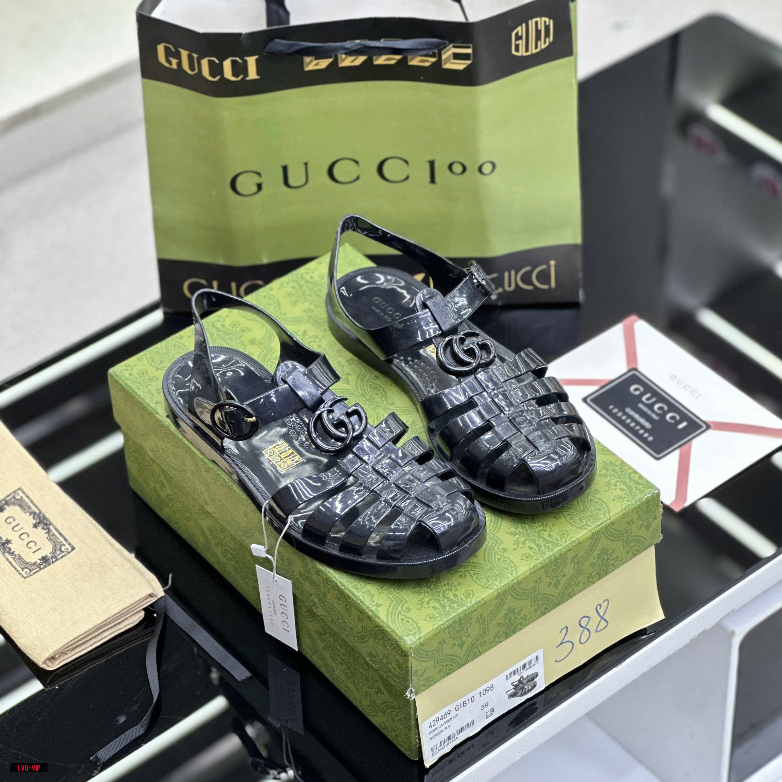 Dép rọ sandal Gucci GC Đen bóng logo chữ Like Auth on web fullbox bill thẻ LVQ