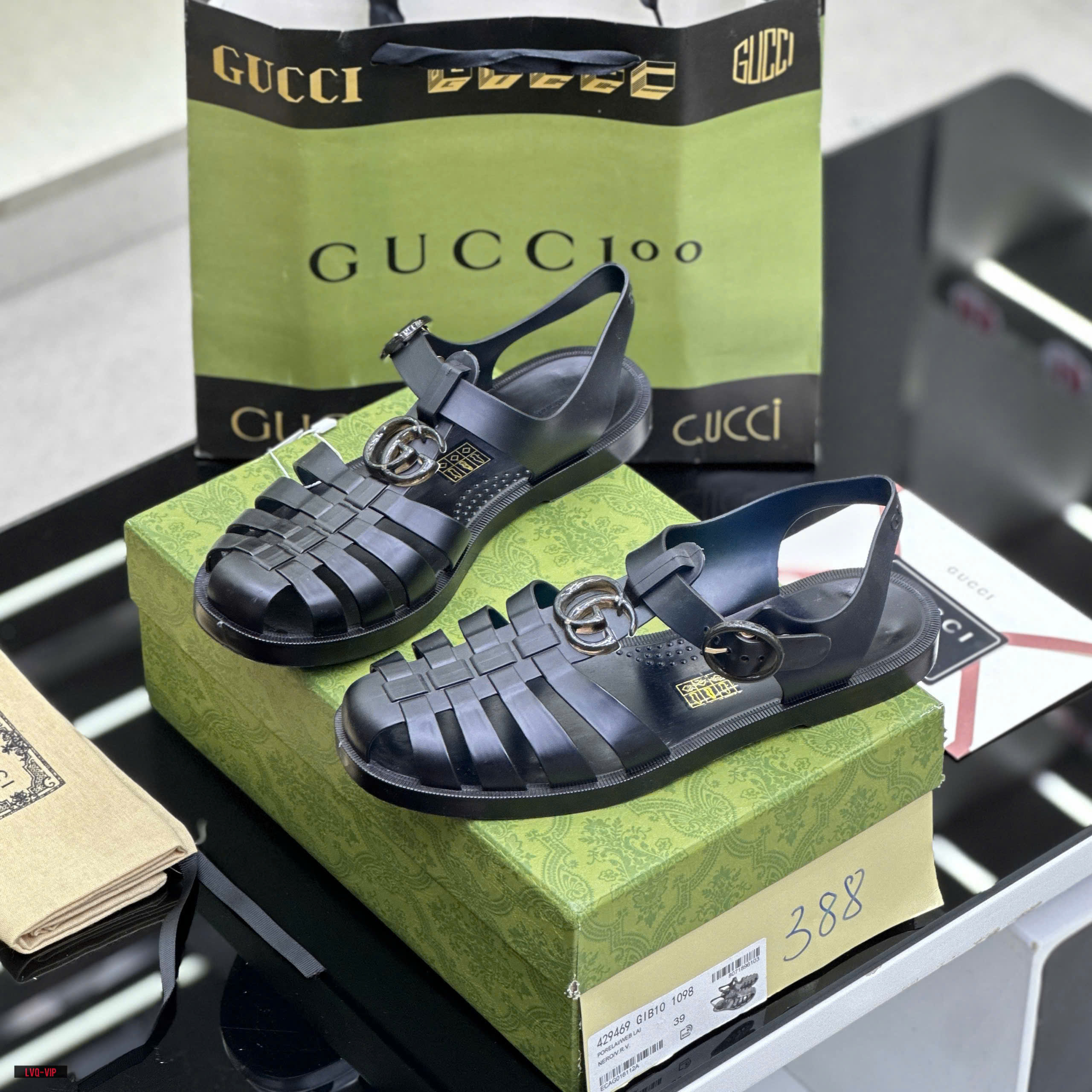 Dép rọ sandal Gucci GC Đen lì logo chữ bóng Like Auth on web fullbox bill thẻ LVQ