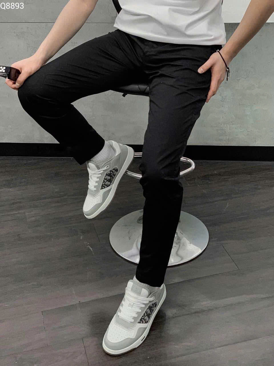 Quần dài kaki Dolce Gabbana DG Đen trơn logo tag vuông túi sau Like Auth 1-1 on web MK