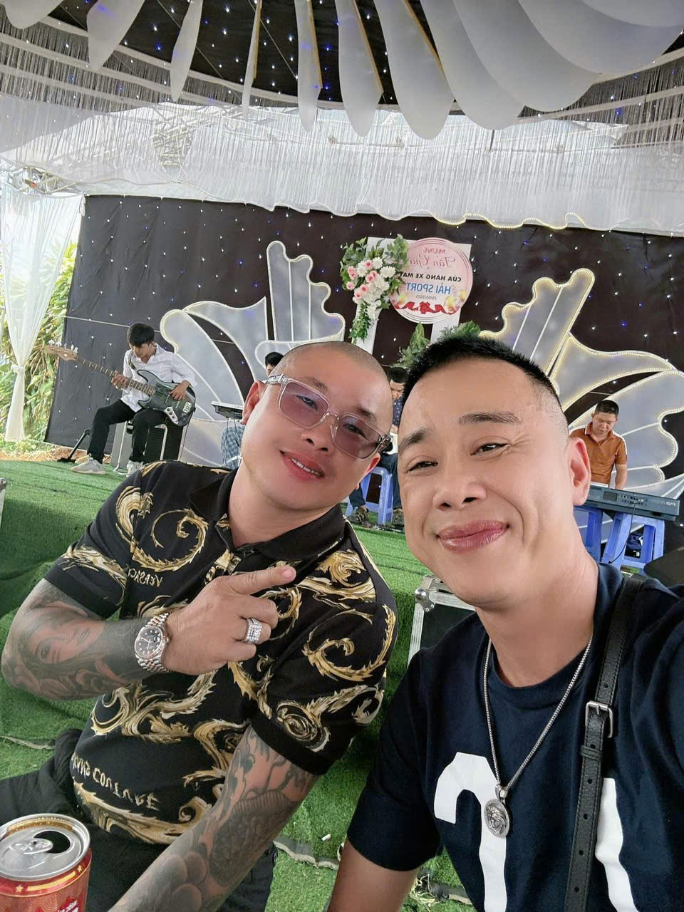 Áo polo Versace VS Đen họa tiết hoa văn gai Vàng Like Auth 1-1 on web MK