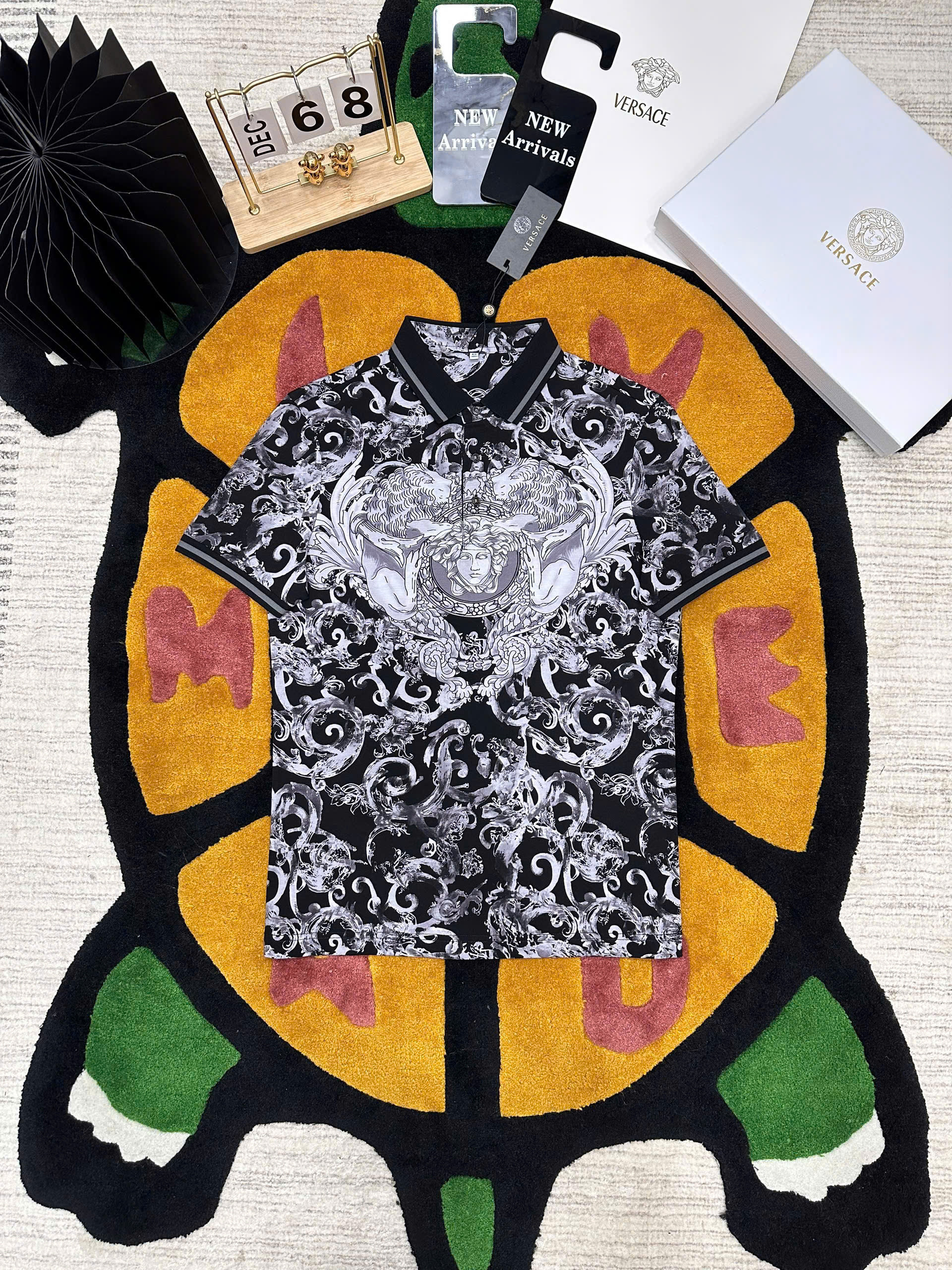 Áo polo Versace VS họa tiết Đen Trắng Like Auth 1-1 on web