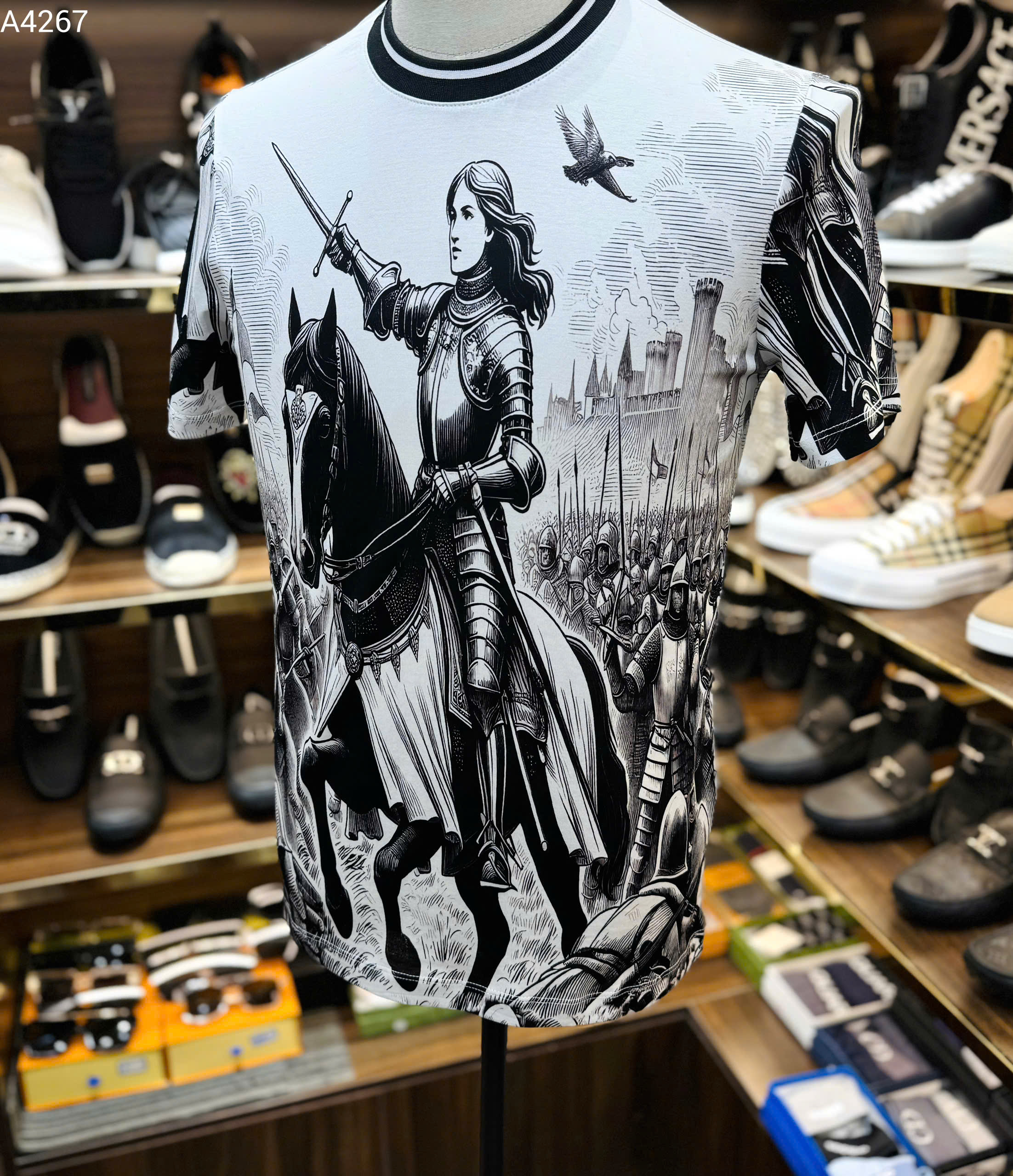 Áo phông T-shirt Dolce Gabbana DG họa tiết nữ chiến binh Like Auth on web MK