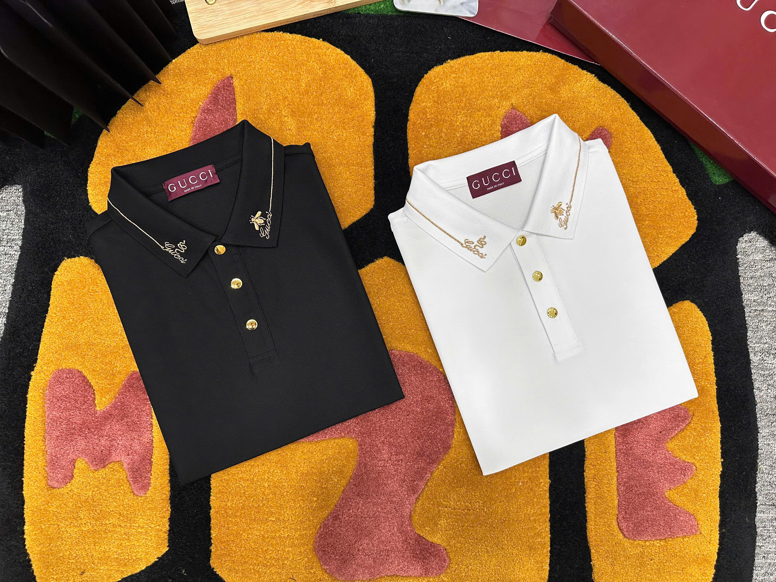 Áo polo Gucci GC logo Ong Rắn thêu cổ Like Auth 1-1 on web MK