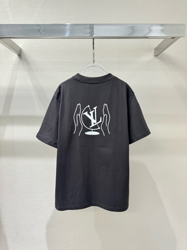 Áo phông T-shirt Louis Vuitton LV Xám họa tiết logo Trắng Like Auth on web VTN