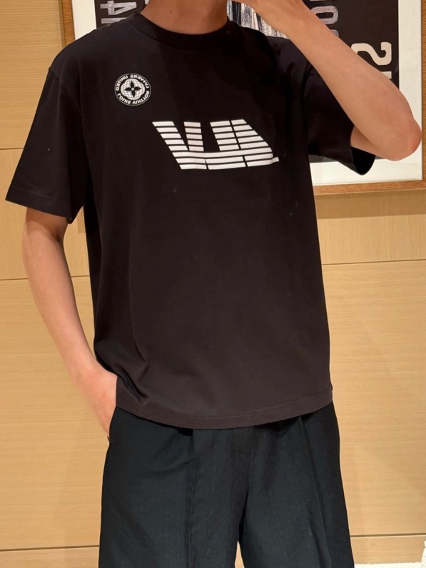 Áo phông T-shirt Louis Vuitton LV Xám họa tiết logo Trắng Like Auth on web VTN