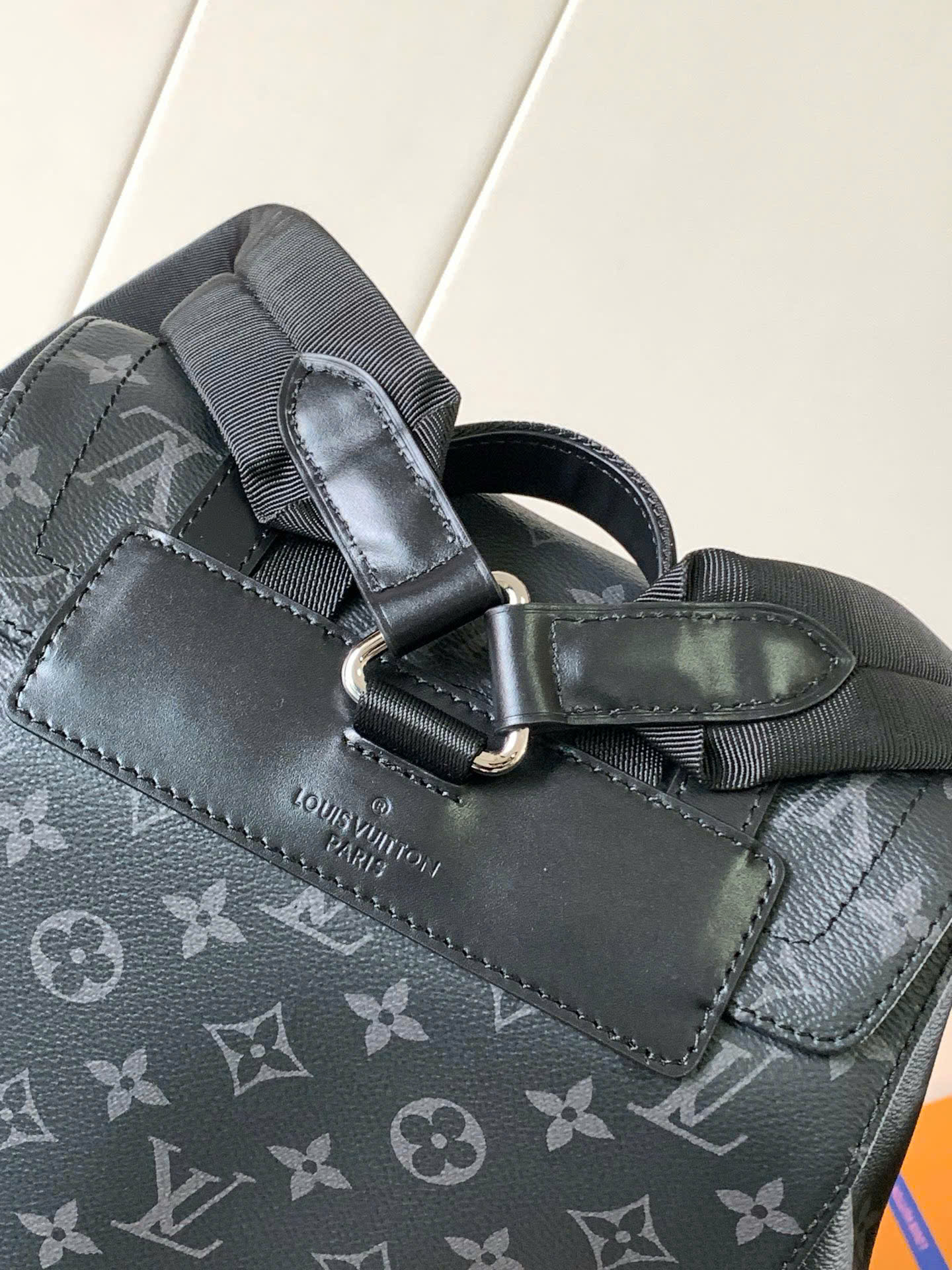 Balo thời trang Louis Vuitton LV Đen họa tiết hoa vân logo phối dây cài size 38x44x12.5cm Like Auth on web fullbox bill thẻ PLD