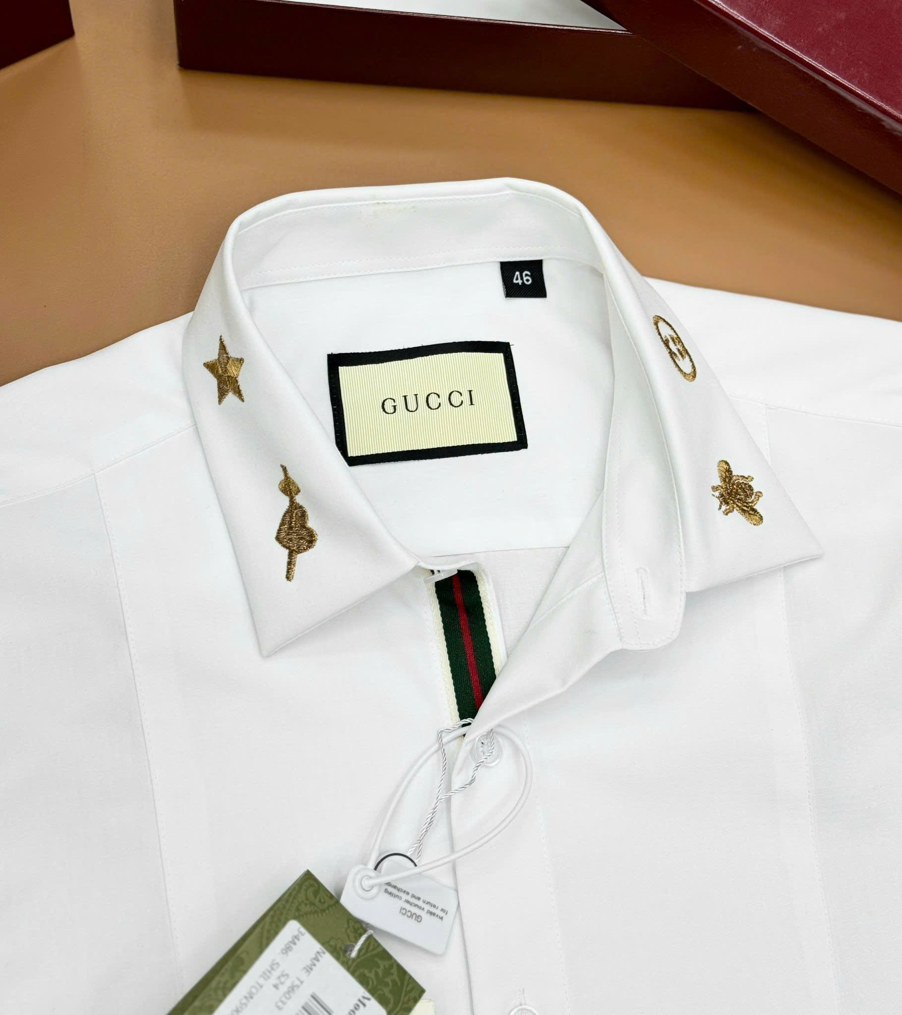 Áo sơ mi dài tay Gucci GC Trắng logo thêu cổ kẻ sọc dọc khuy Like Auth on web CD